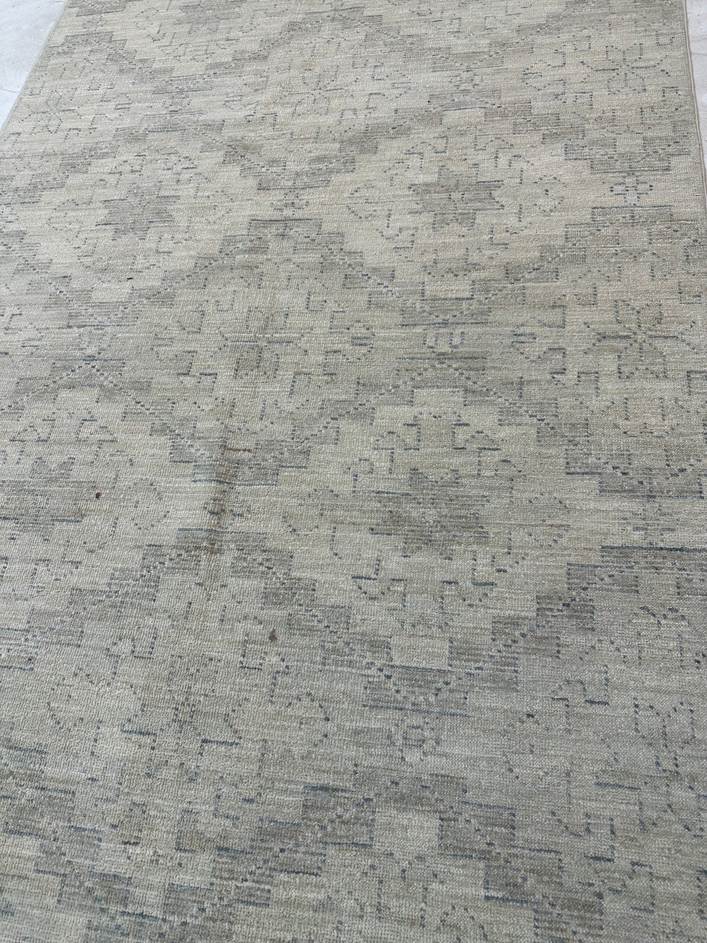 Hand-Knotted Wool Rug Turkish Oushak 4' x 10'2"