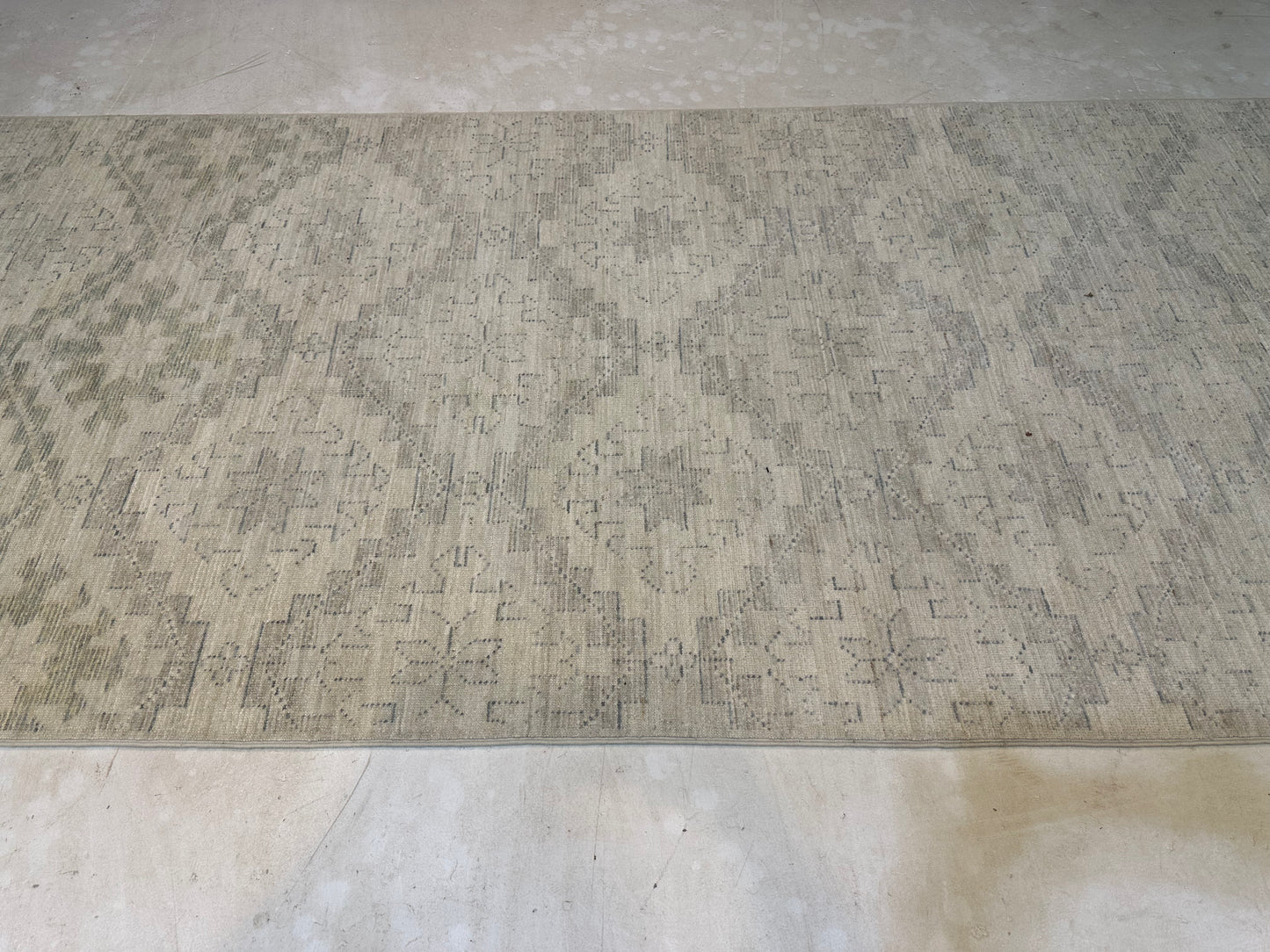 Hand-Knotted Wool Rug Turkish Oushak 4' x 10'2"