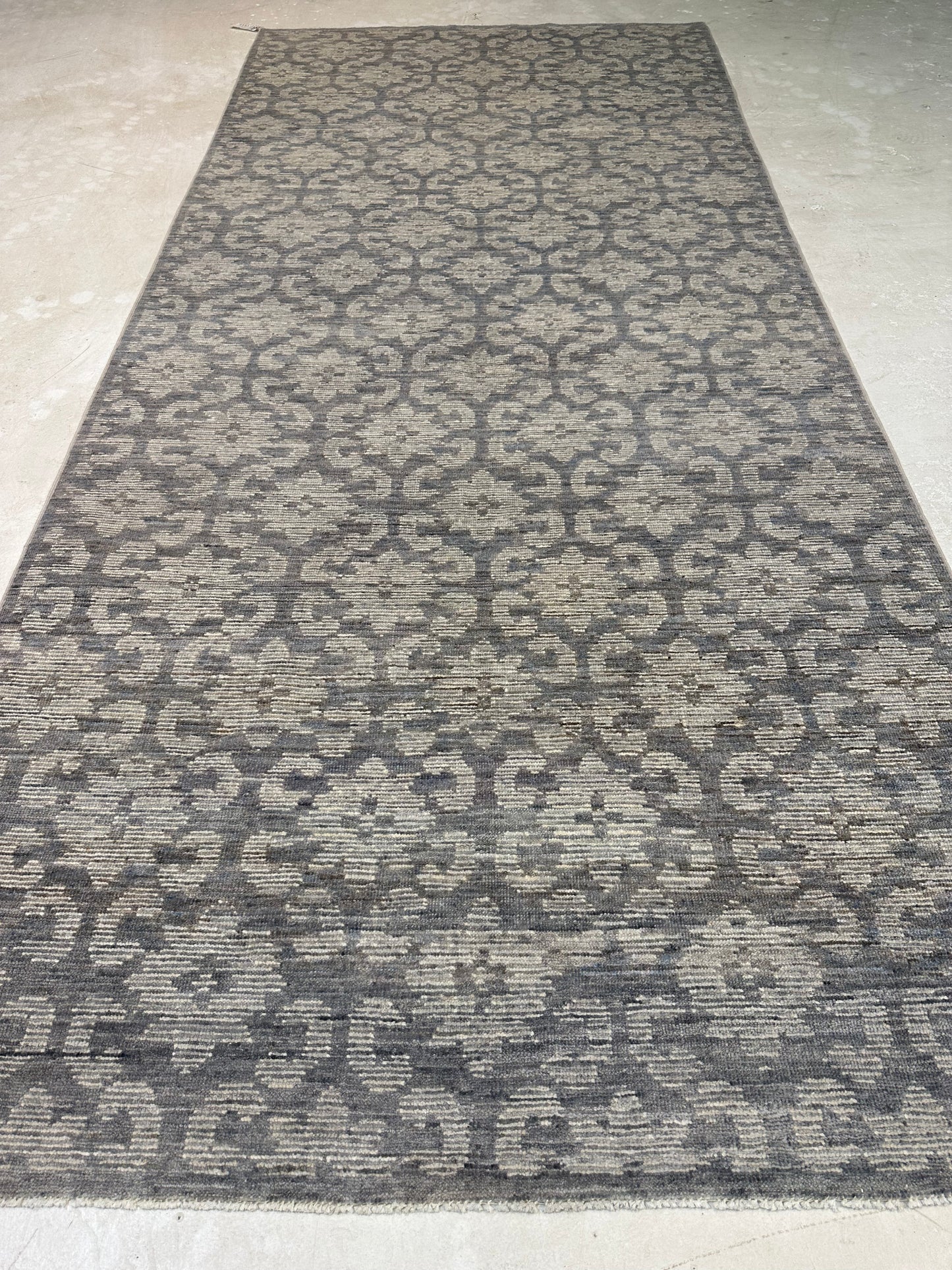 Hand-Knotted Wool Rug Turkish Oushak 4'2" x 9'8"