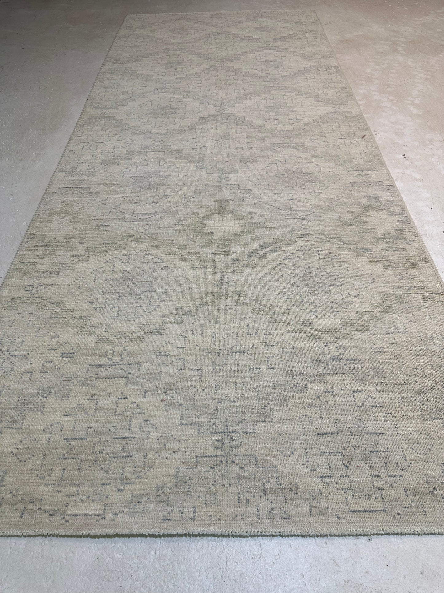 Hand-Knotted Wool Rug Turkish Oushak 4'1" x 10'1"