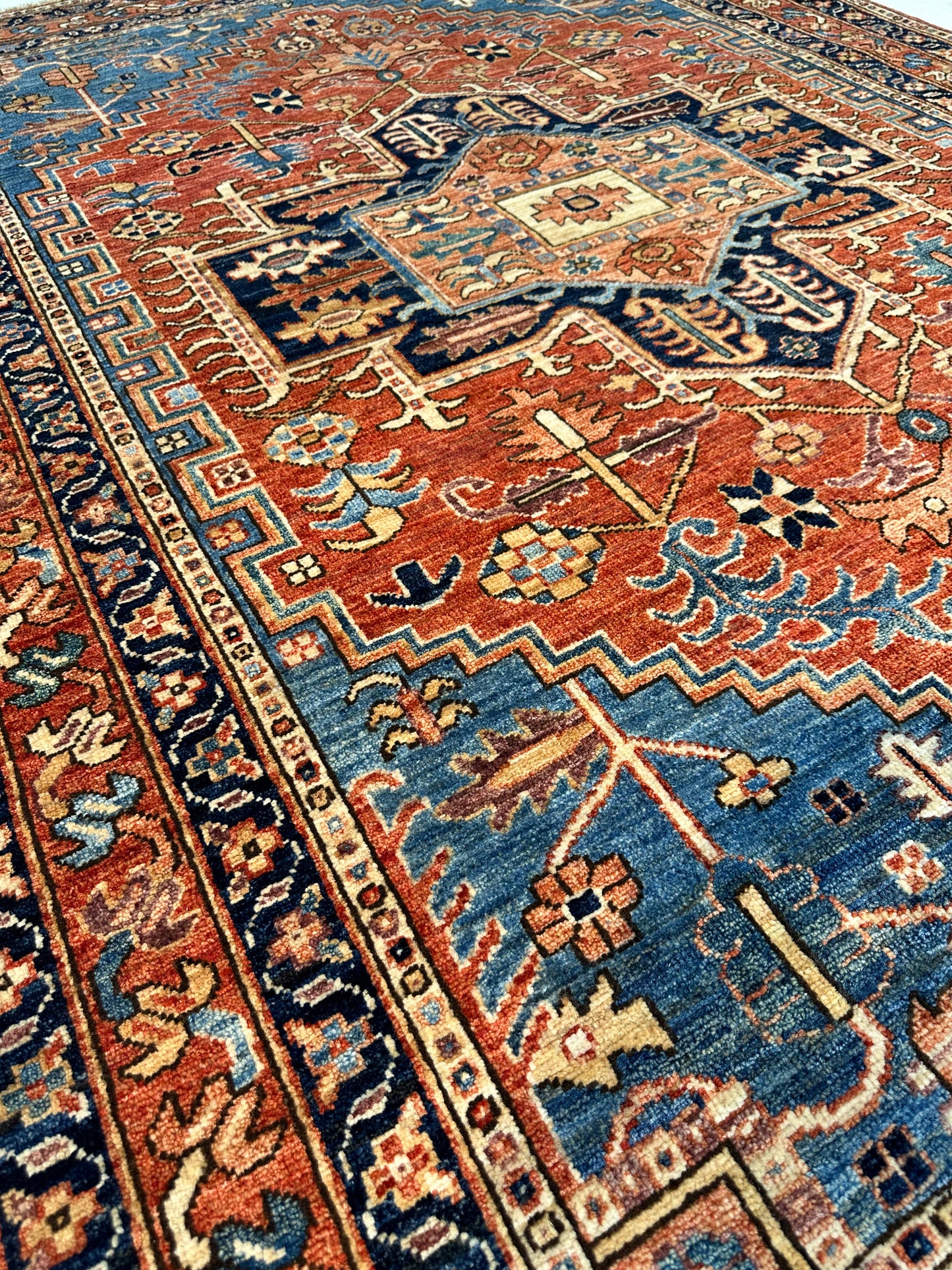 Hand-Knotted Wool Rug Heriz 5' x 6'10"