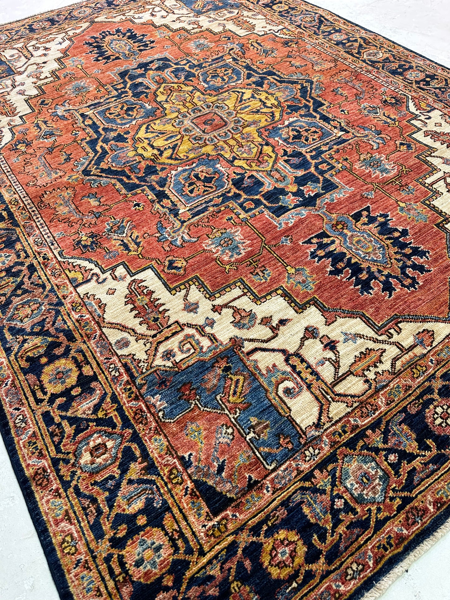 Hand-Knotted Wool Rug Heriz 5'2" x 7'1"