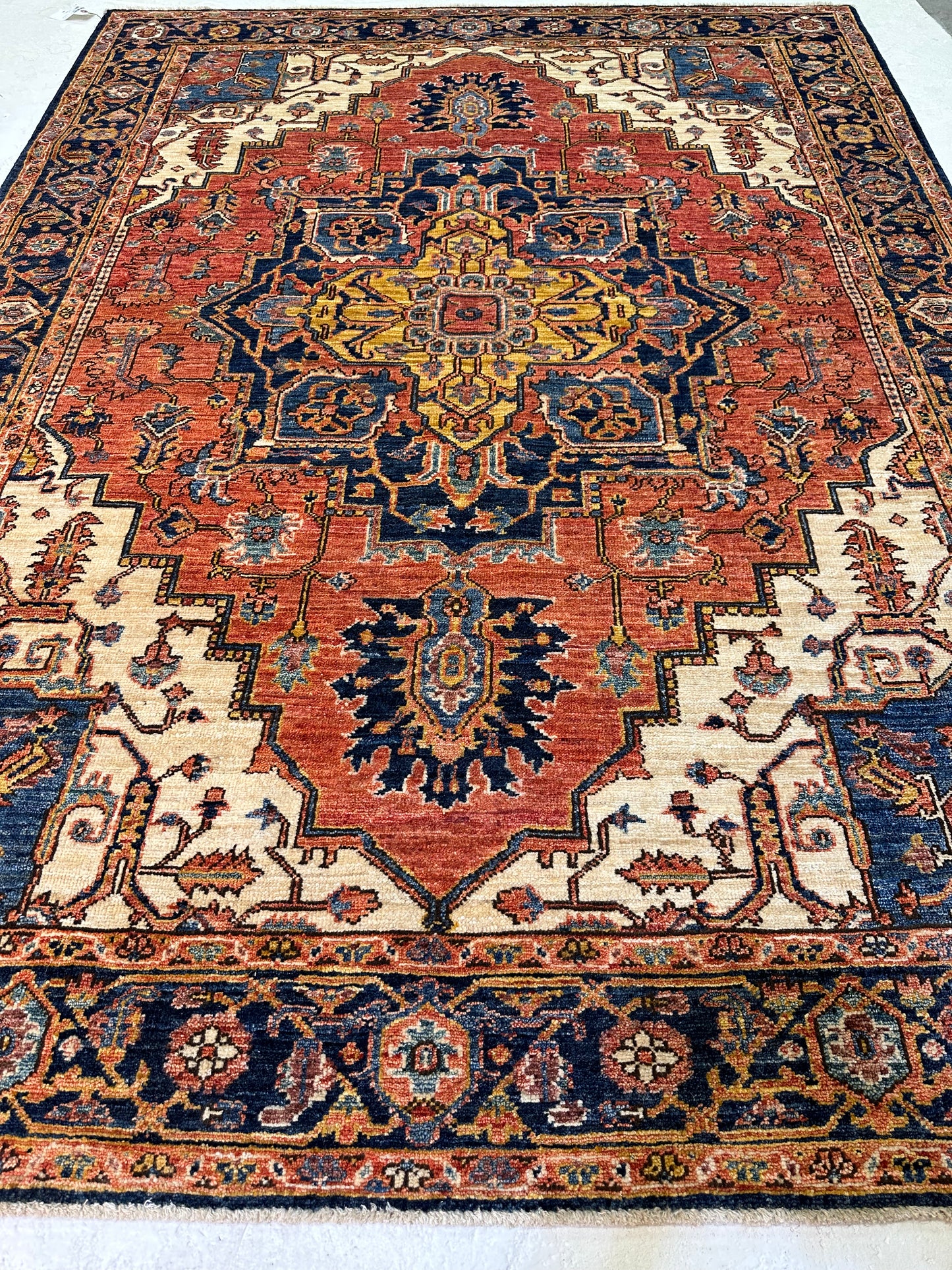 Hand-Knotted Wool Rug Heriz 5'2" x 7'1"