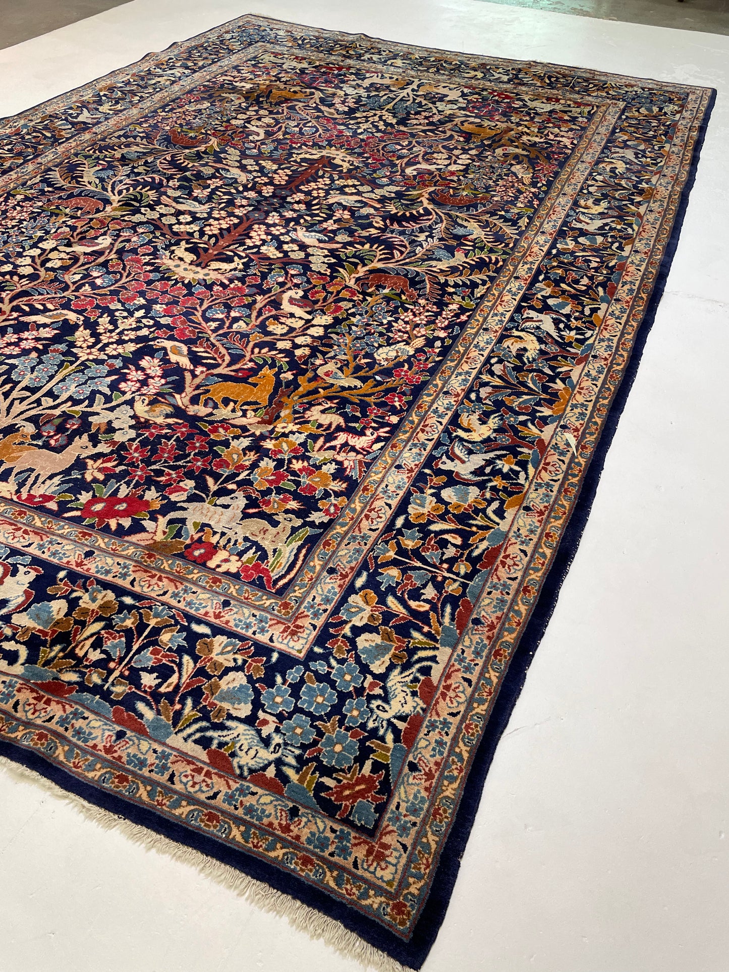 Hand-Knotted Wool Rug Qum 9'6" x 14'2"