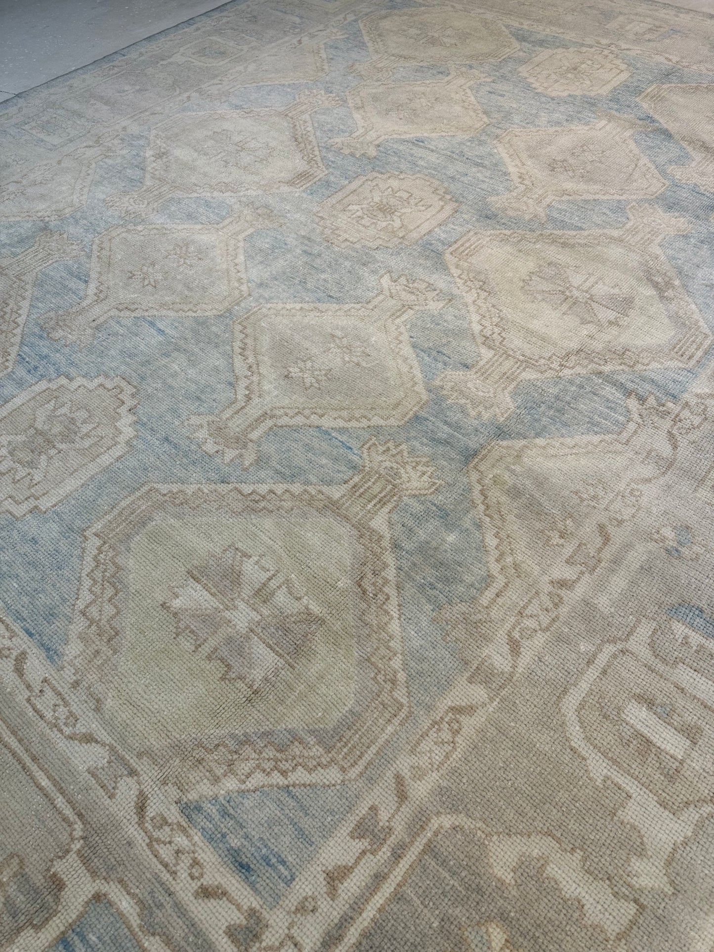 Hand-Knotted Wool Rug Turkish Oushak 9'7" x 11'8"