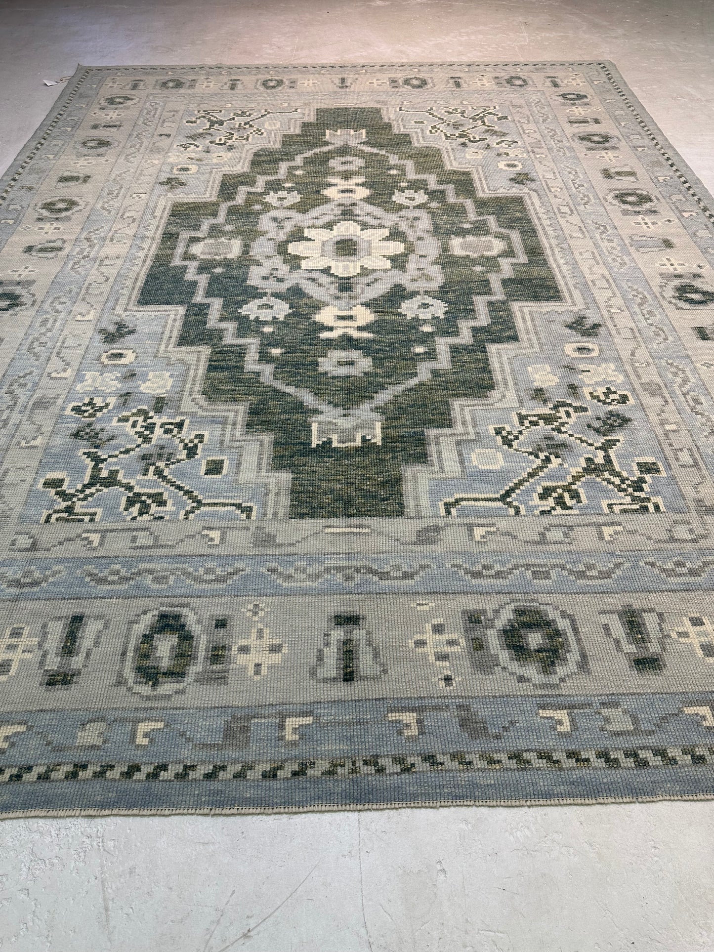 Hand-Knotted Wool Rug Turkish Oushak 9'3" x 12'2"