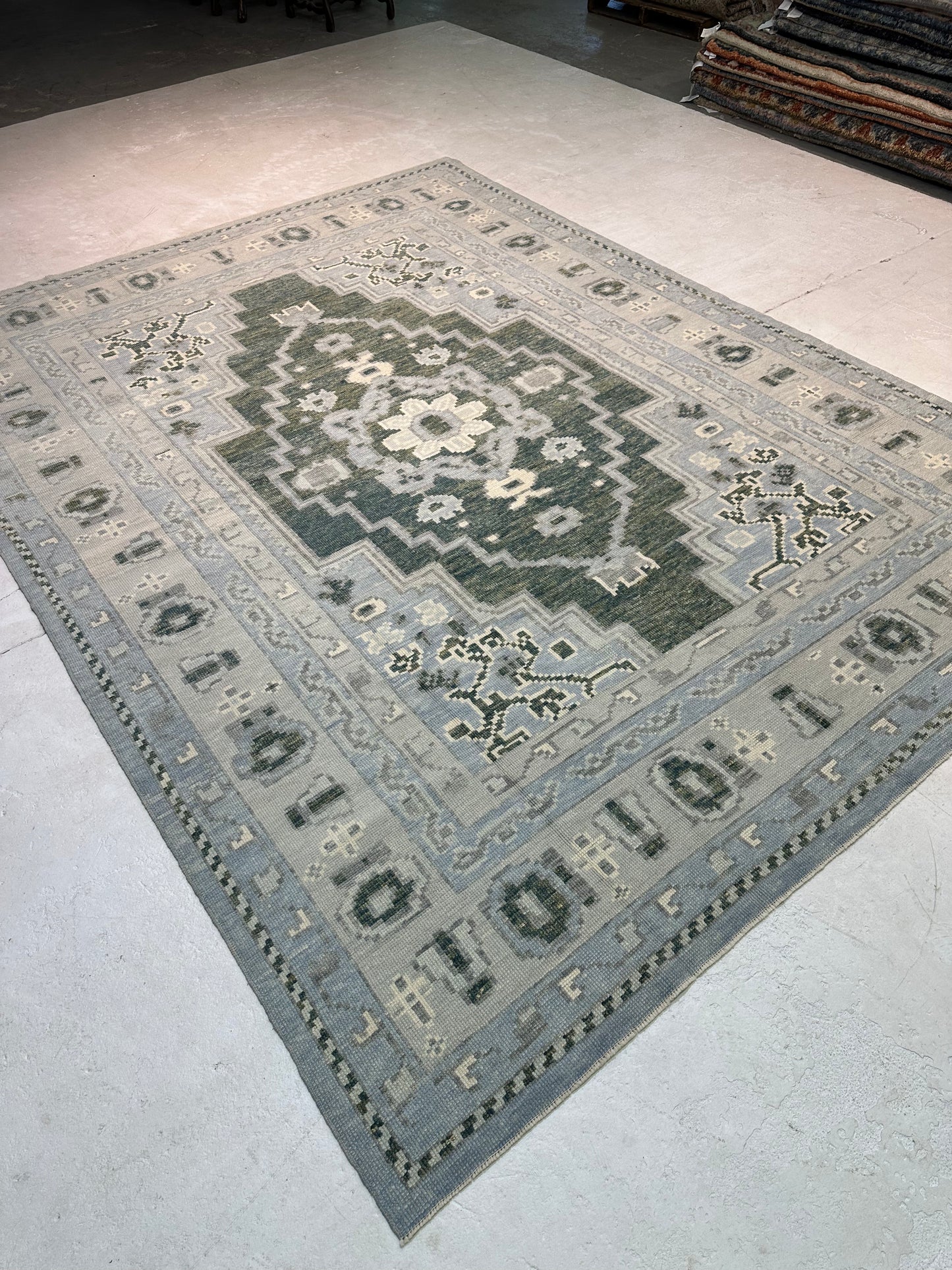 Hand-Knotted Wool Rug Turkish Oushak 9'3" x 12'2"