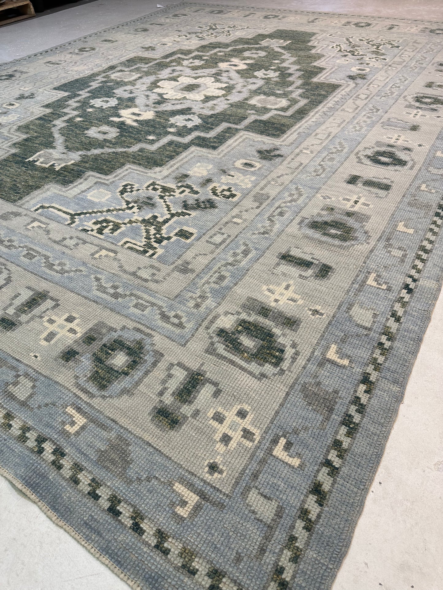 Hand-Knotted Wool Rug Turkish Oushak 9'3" x 12'2"