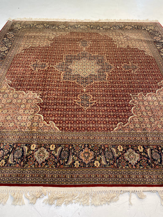 Hand-Knotted Wool Area Rug Mahi High Density Square 8'2" x 8'6"