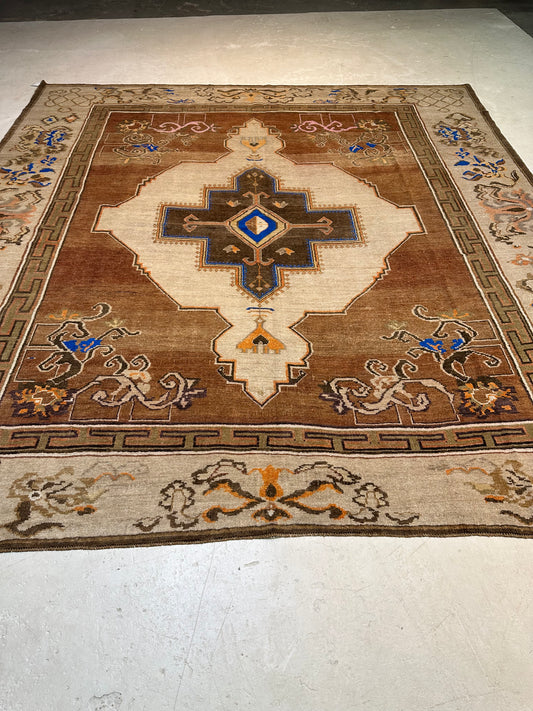 Hand-Knotted Wool Rug Turkish Oushak 10'6" x 11''3"
