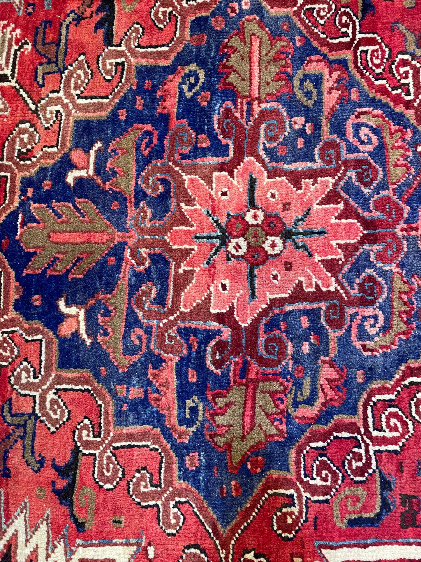 Hand-Knotted Wool Area Rug Heriz 10' x 12'7"