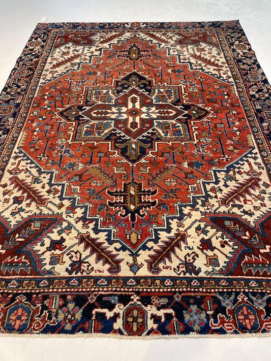 Hand-Knotted Wool Area Rug Heriz 6'5" x 8'8"
