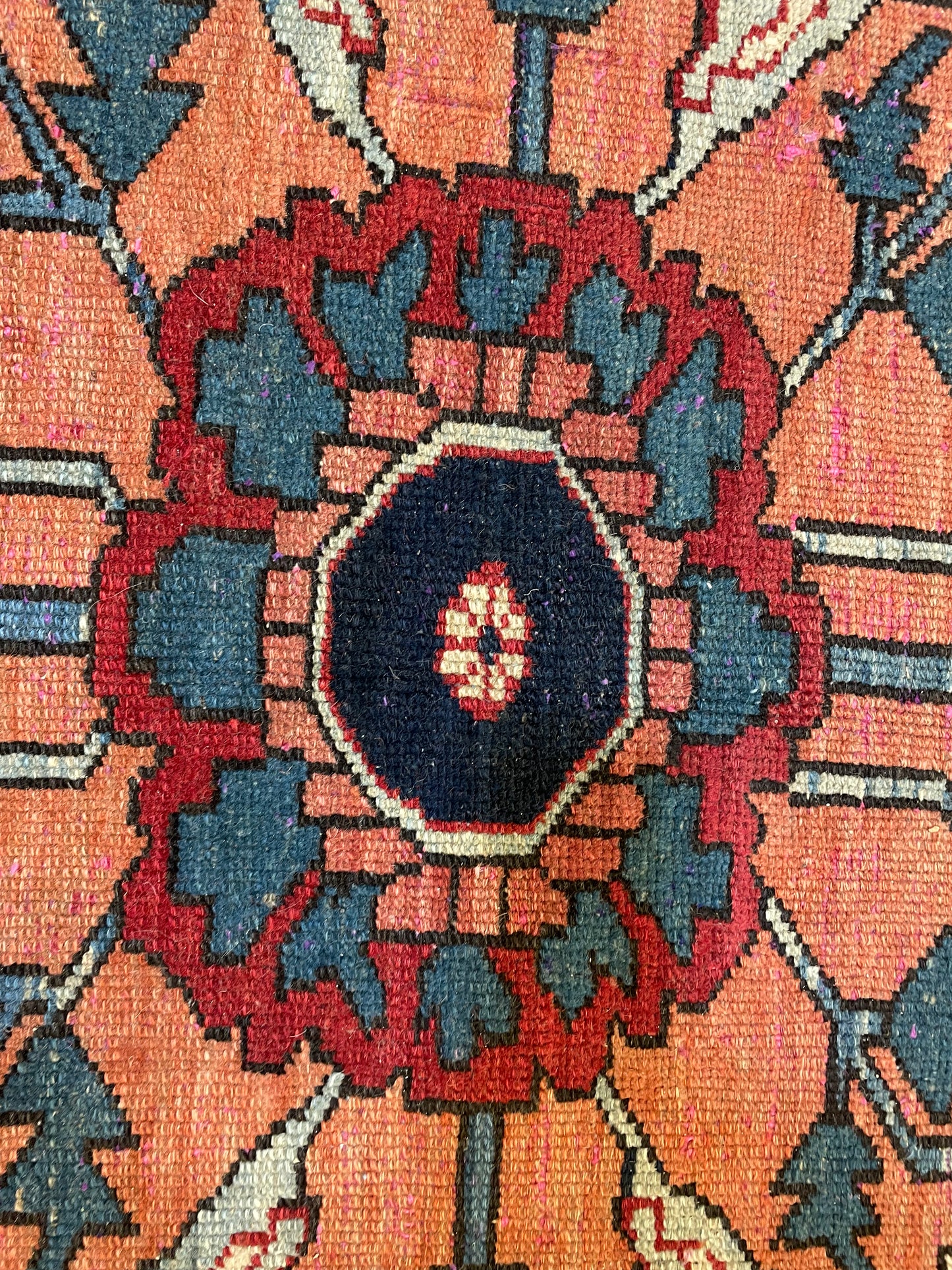 Antique Hand-Knotted Wool Area Rug Serapi 8'9" x 11'