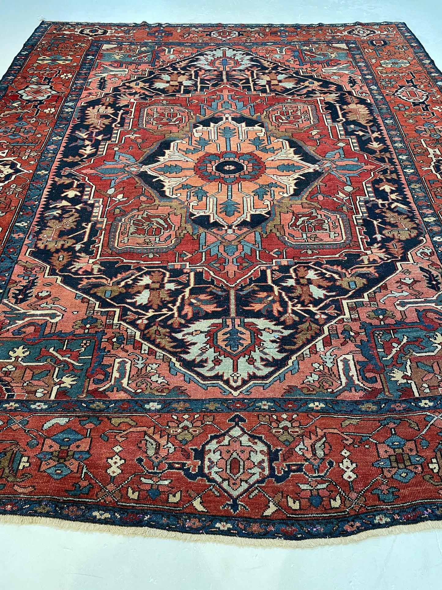 Antique Hand-Knotted Wool Area Rug Serapi 8'9" x 11'