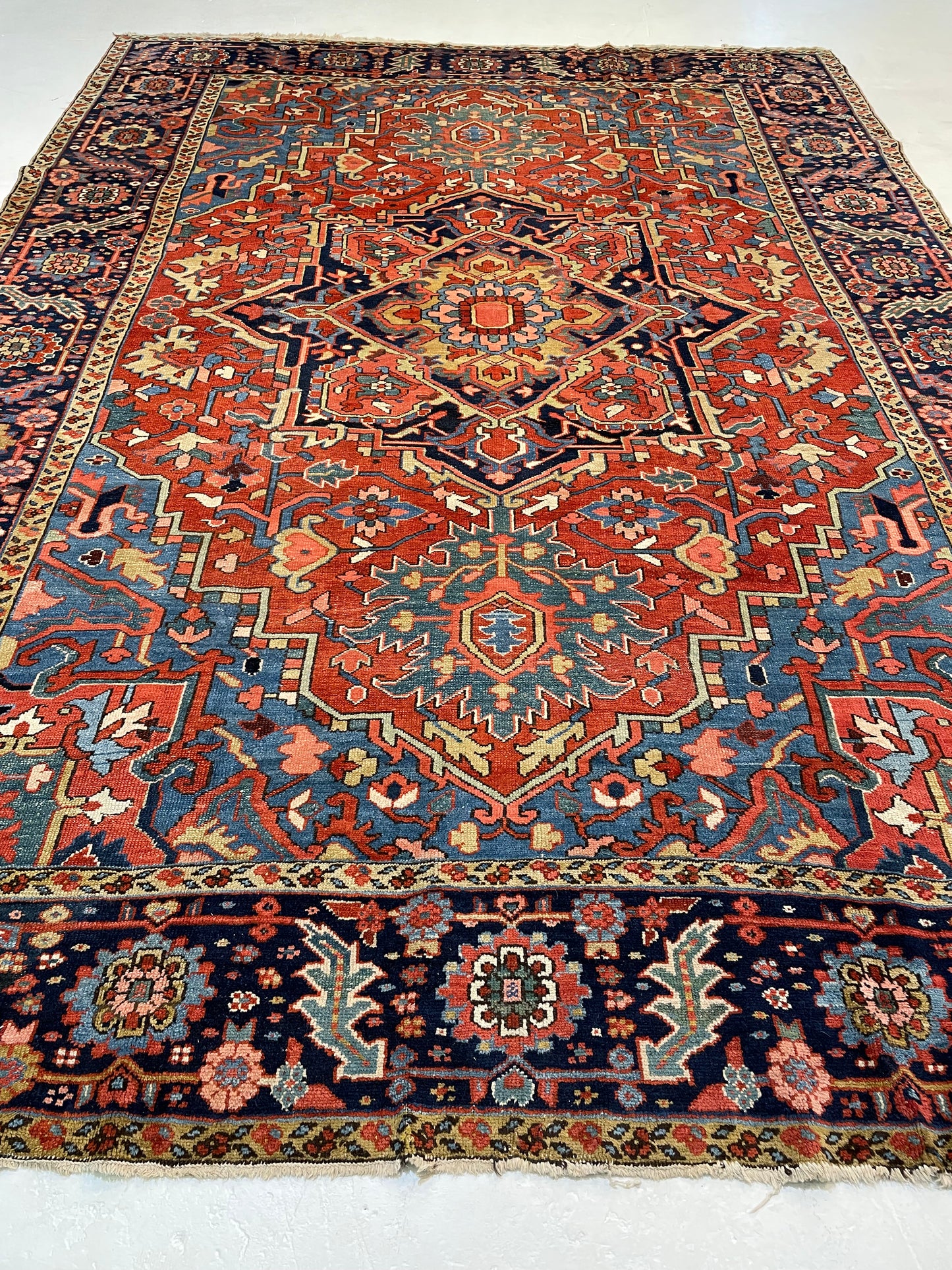 Antique Hand-Knotted Wool Area Rug Serapi 8'7" x 11'10"