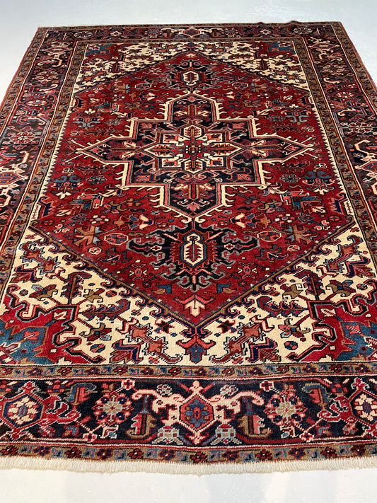 Hand-Knotted Wool Area Rug Heriz 7'3' x 9'2"