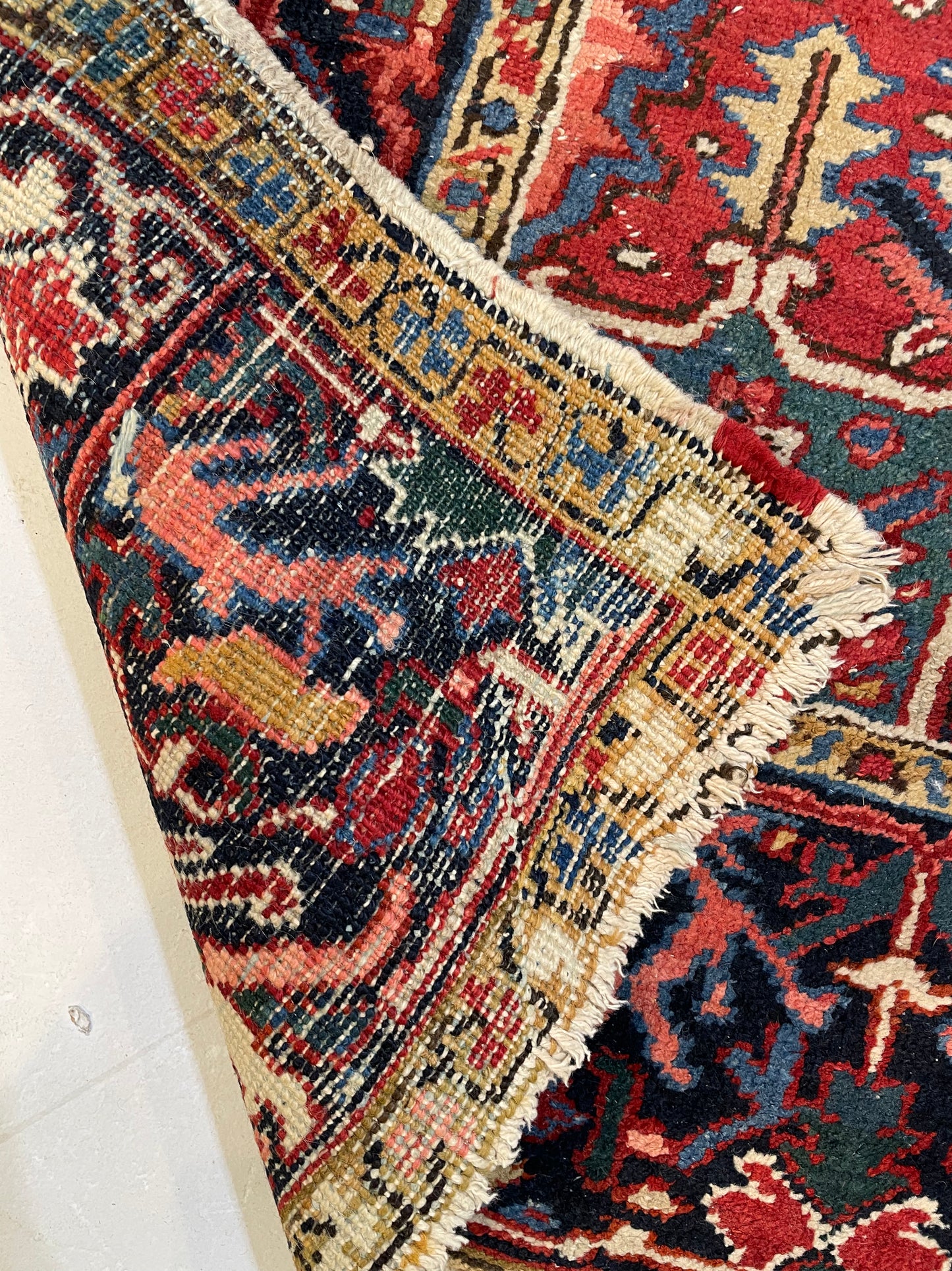 Hand-Knotted Wool Area Rug Heriz 7'8" x 10'4"