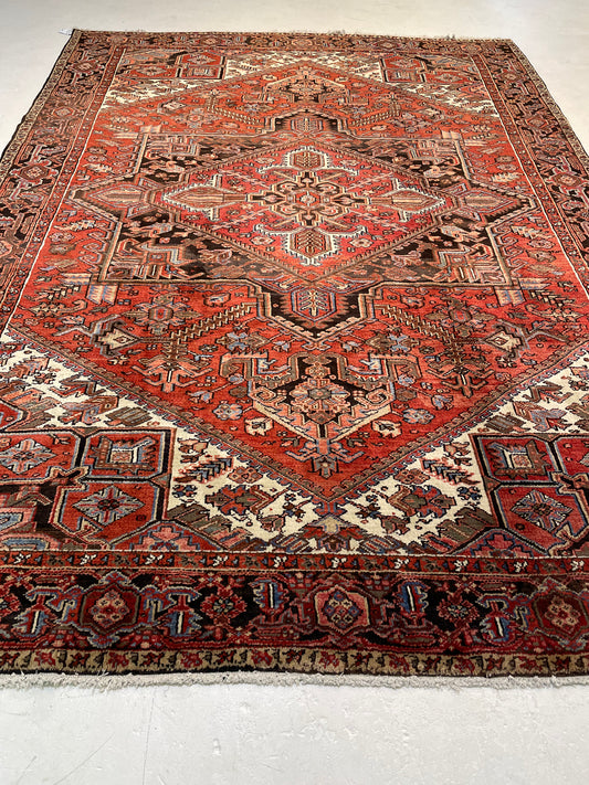 Hand-Knotted Wool Area Rug Heriz 8' x 11'2"
