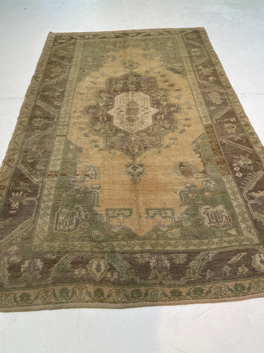 Hand-Knotted Wool Area Rug Turkish Oushak 5'4" x 8'9"