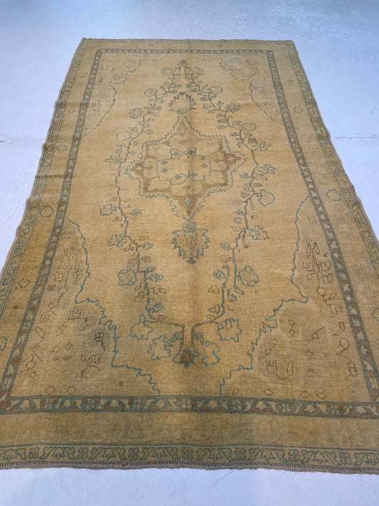 Hand-Knotted Wool Area Rug Turkish Oushak 4'9" x 8'8"