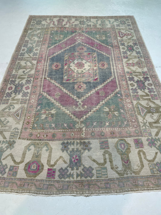 Hand-Knotted Wool Area Rug Turkish Oushak 5'10" x 8'9"