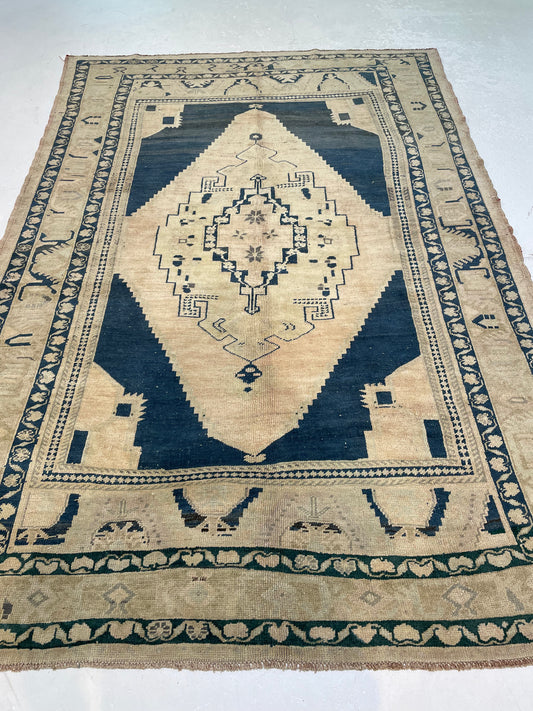 Hand-Knotted Wool Area Rug Turkish Oushak 5'2" x 9'