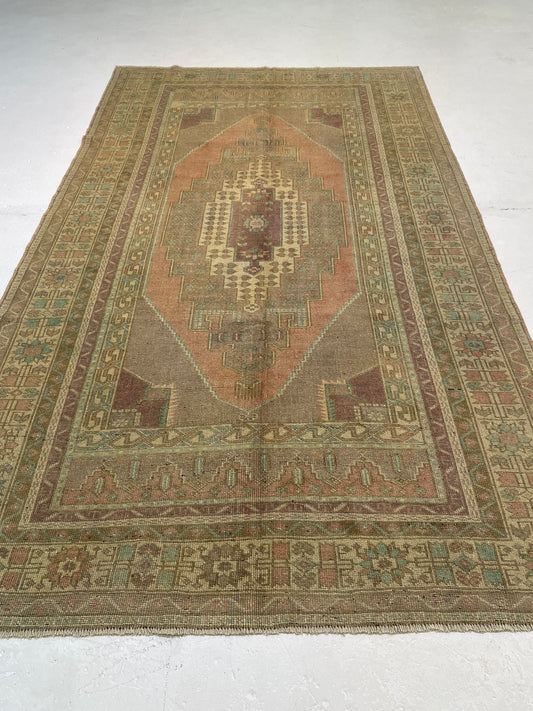 Hand-Knotted Wool Area Rug Turkish Oushak 6' x 9'10"