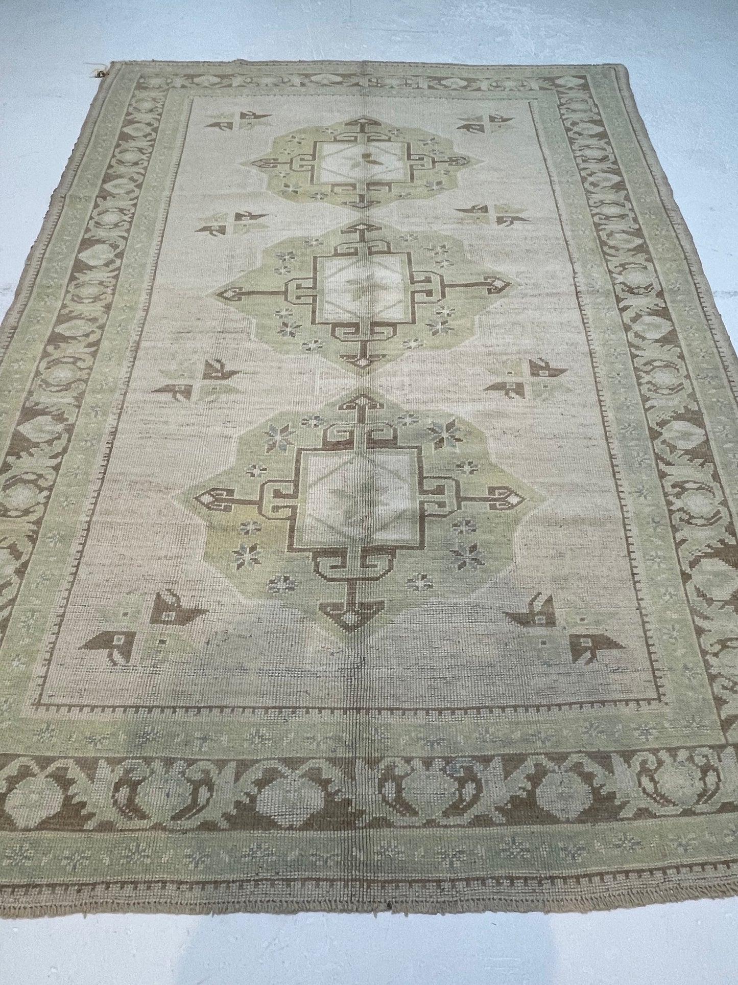 Hand-Knotted Wool Area Rug Turkish Oushak 6'1" x 8'10"