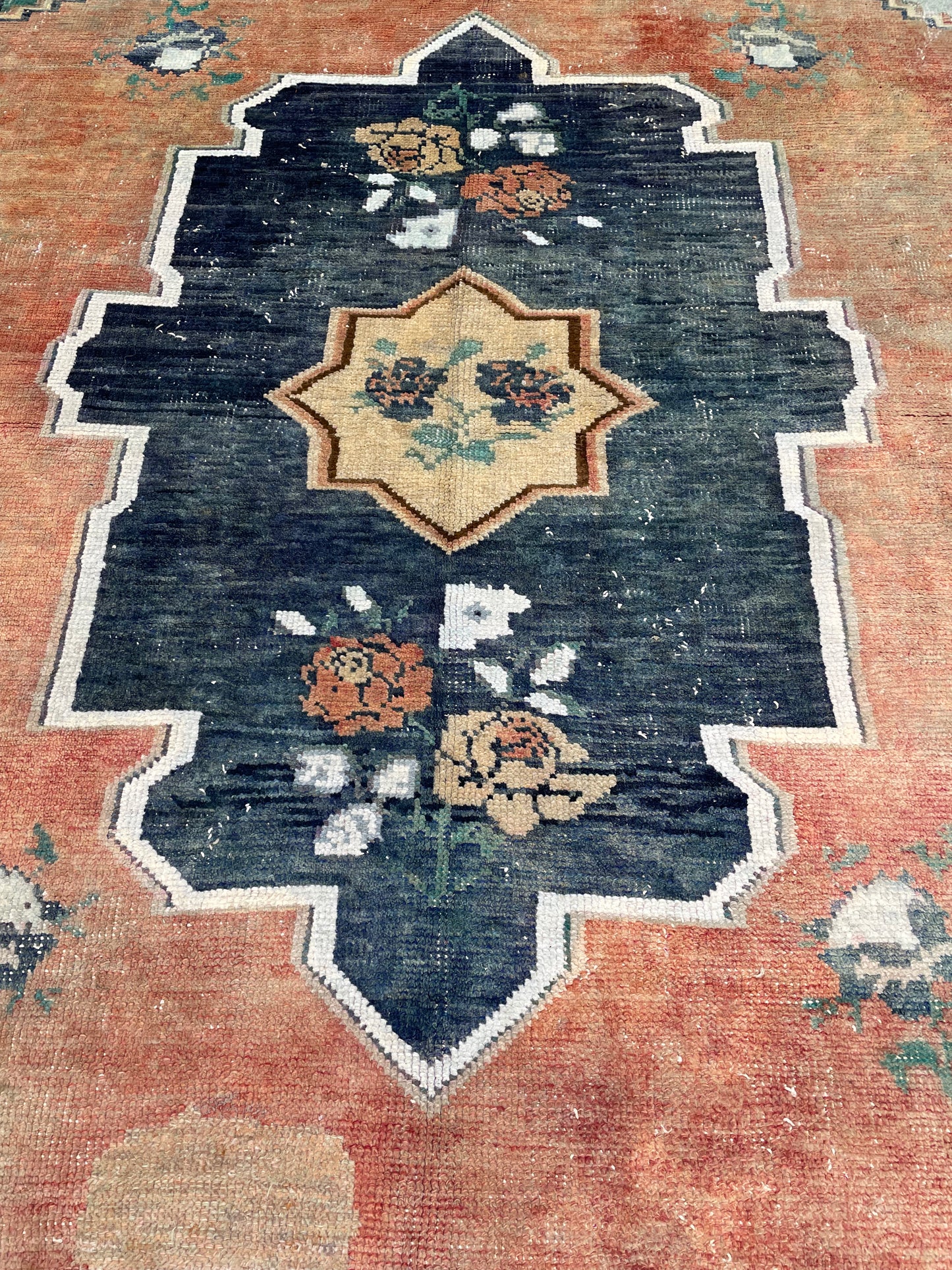 Hand-Knotted Wool Area Rug Turkish Oushak 6'6" x 10'6"