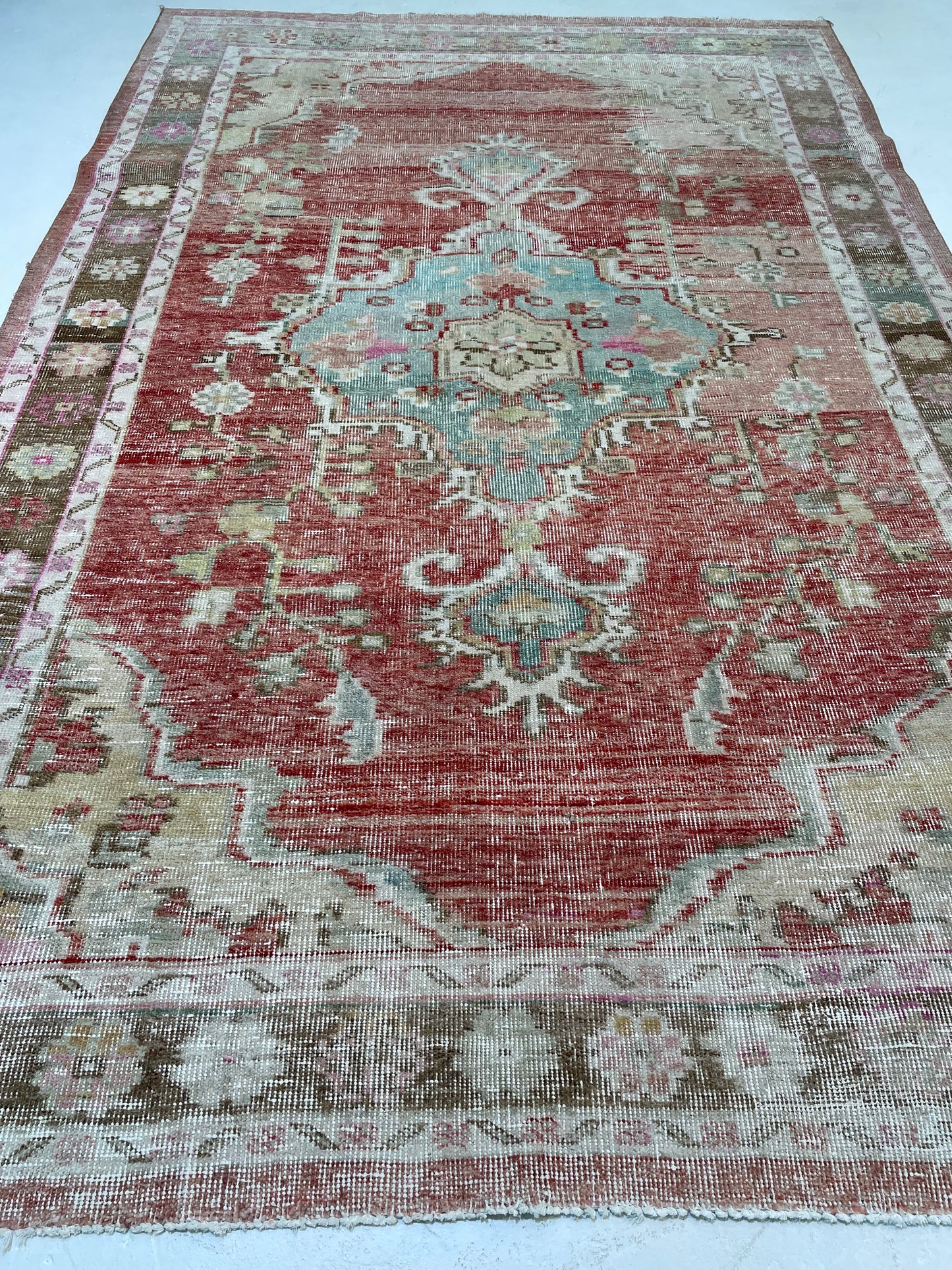 Hand-Knotted Wool Area Rug Turkish Oushak 5'10" x 9'