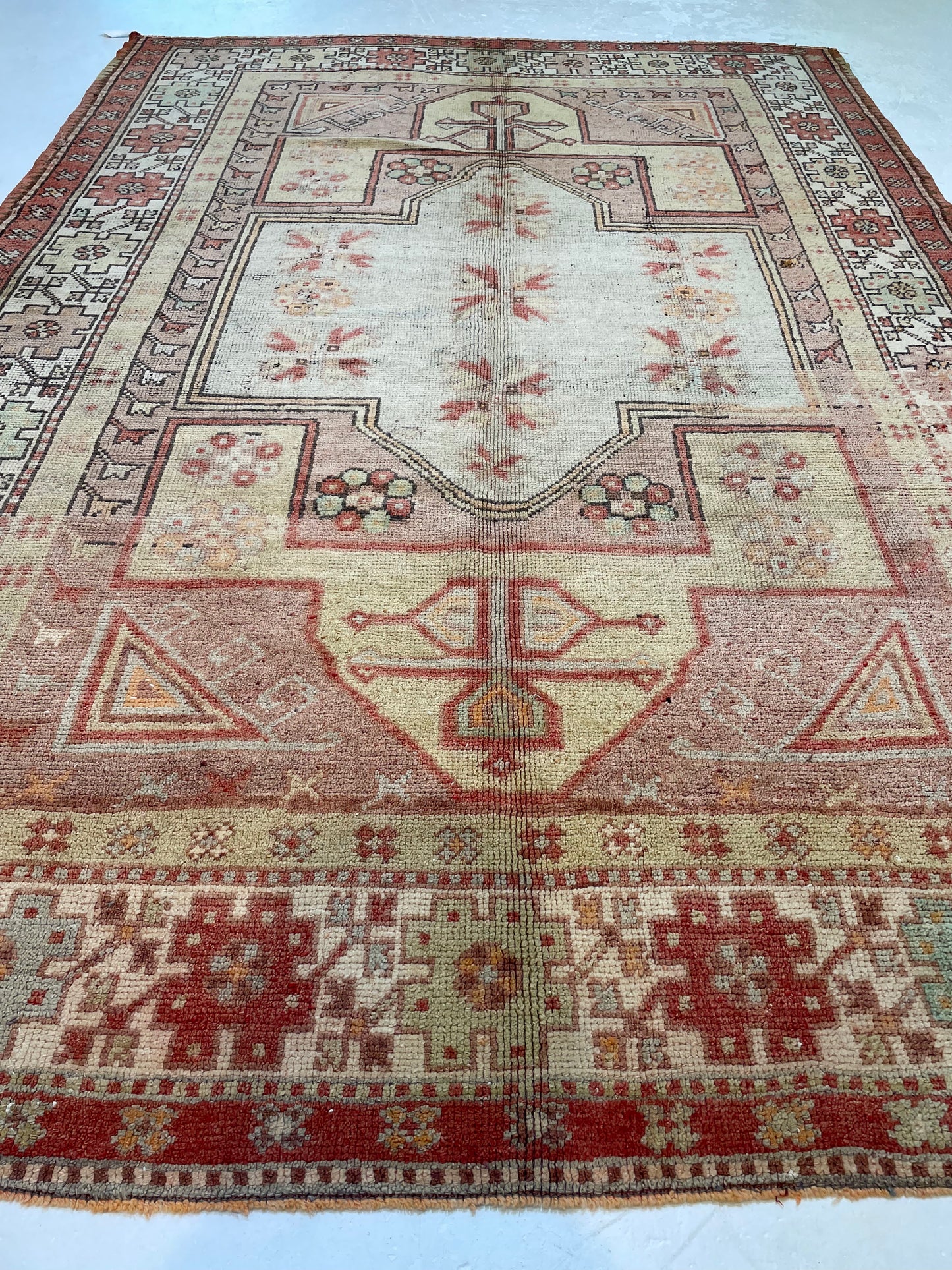 Hand-Knotted Wool Area Rug Turkish Oushak 6'7" x 9'8"