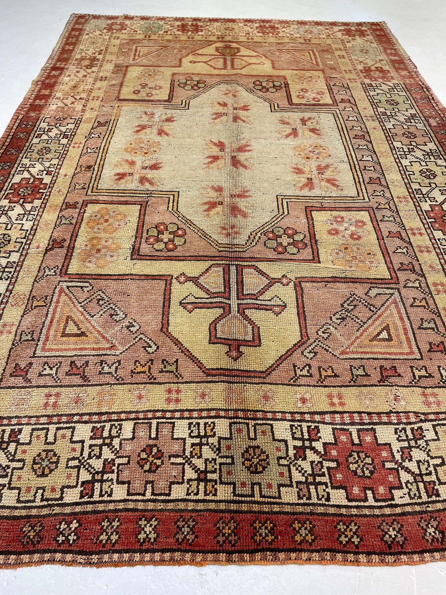 Hand-Knotted Wool Area Rug Turkish Oushak 6'7" x 9'8"
