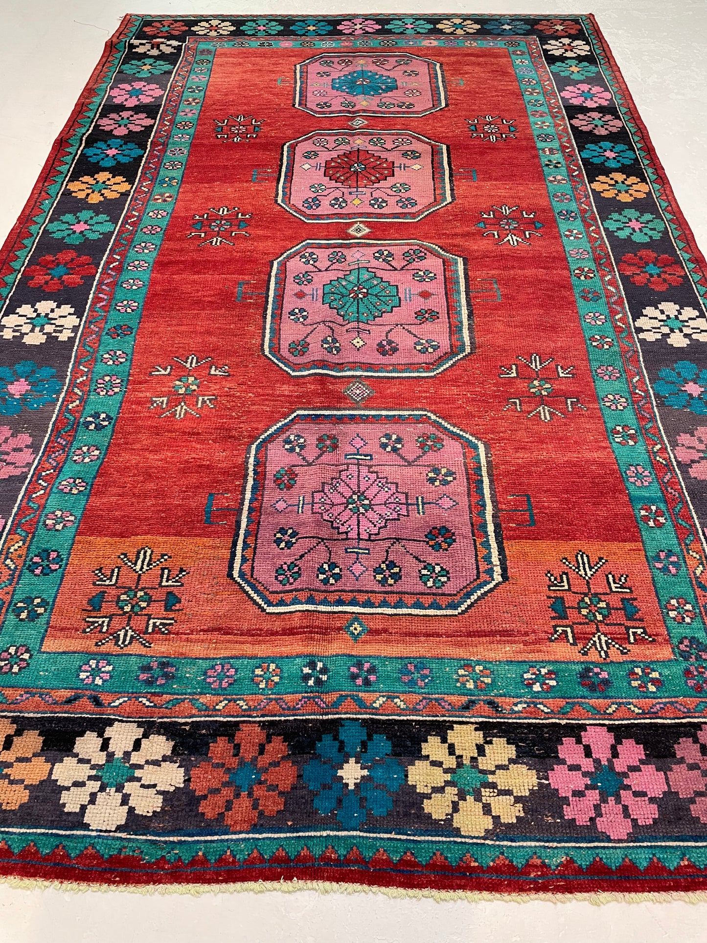 Hand-Knotted Wool Area Rug Turkish Oushak 5'10" x 9'6"