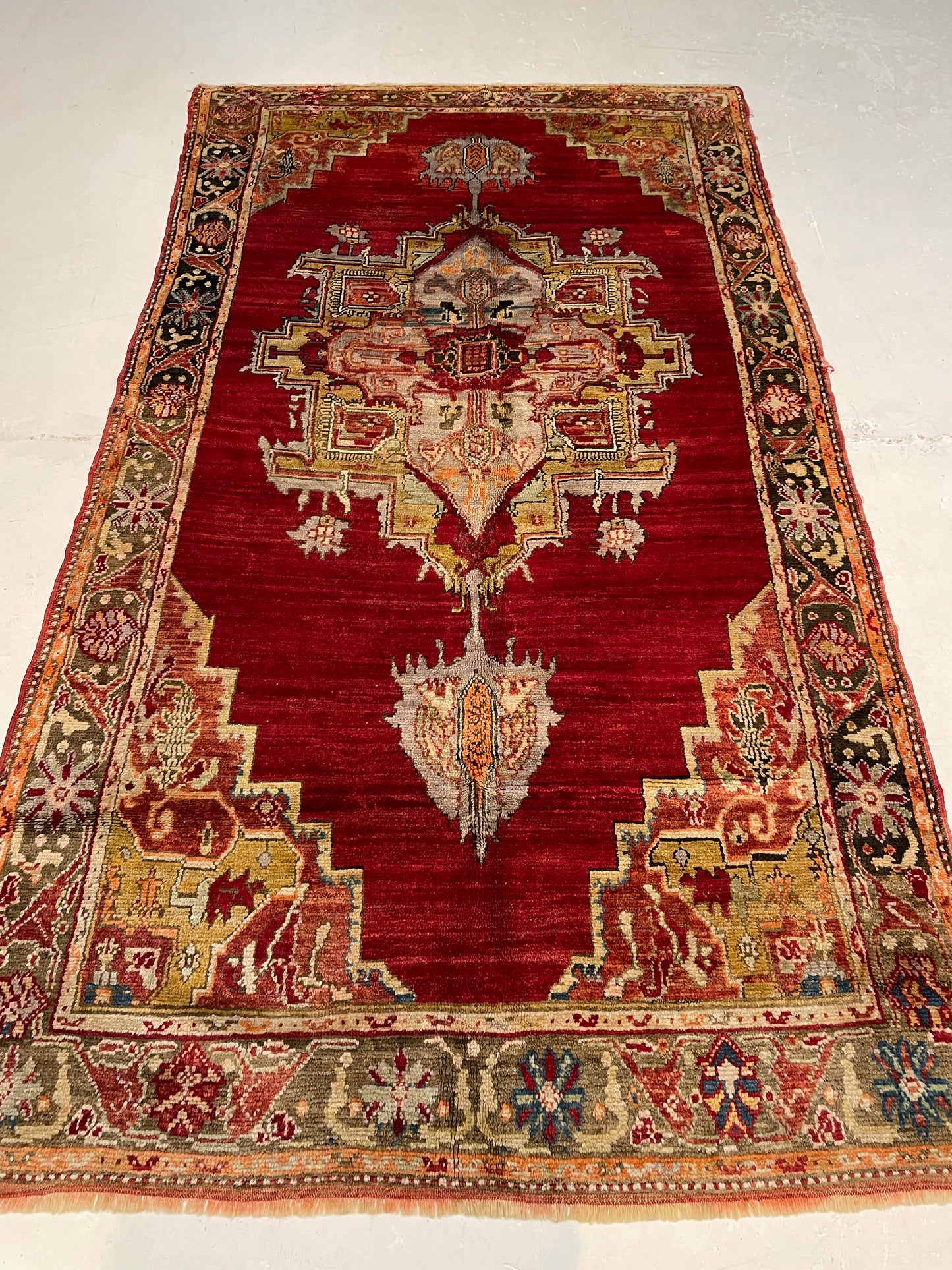 Hand-Knotted Wool Area Rug Turkish Oushak 4'10" x 7'10"
