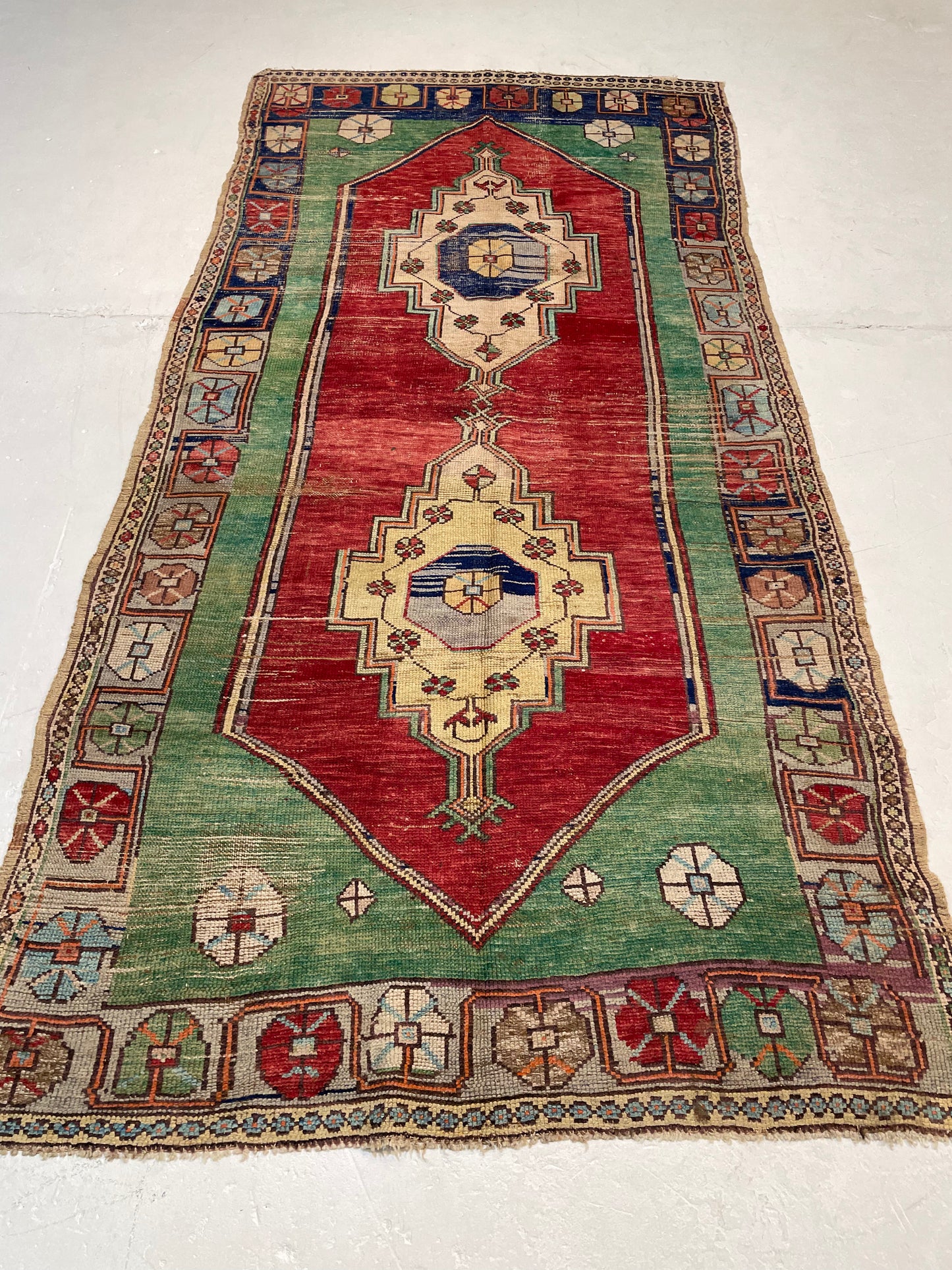 Hand-Knotted Wool Area Rug Turkish Oushak 4'4" x 8'8"
