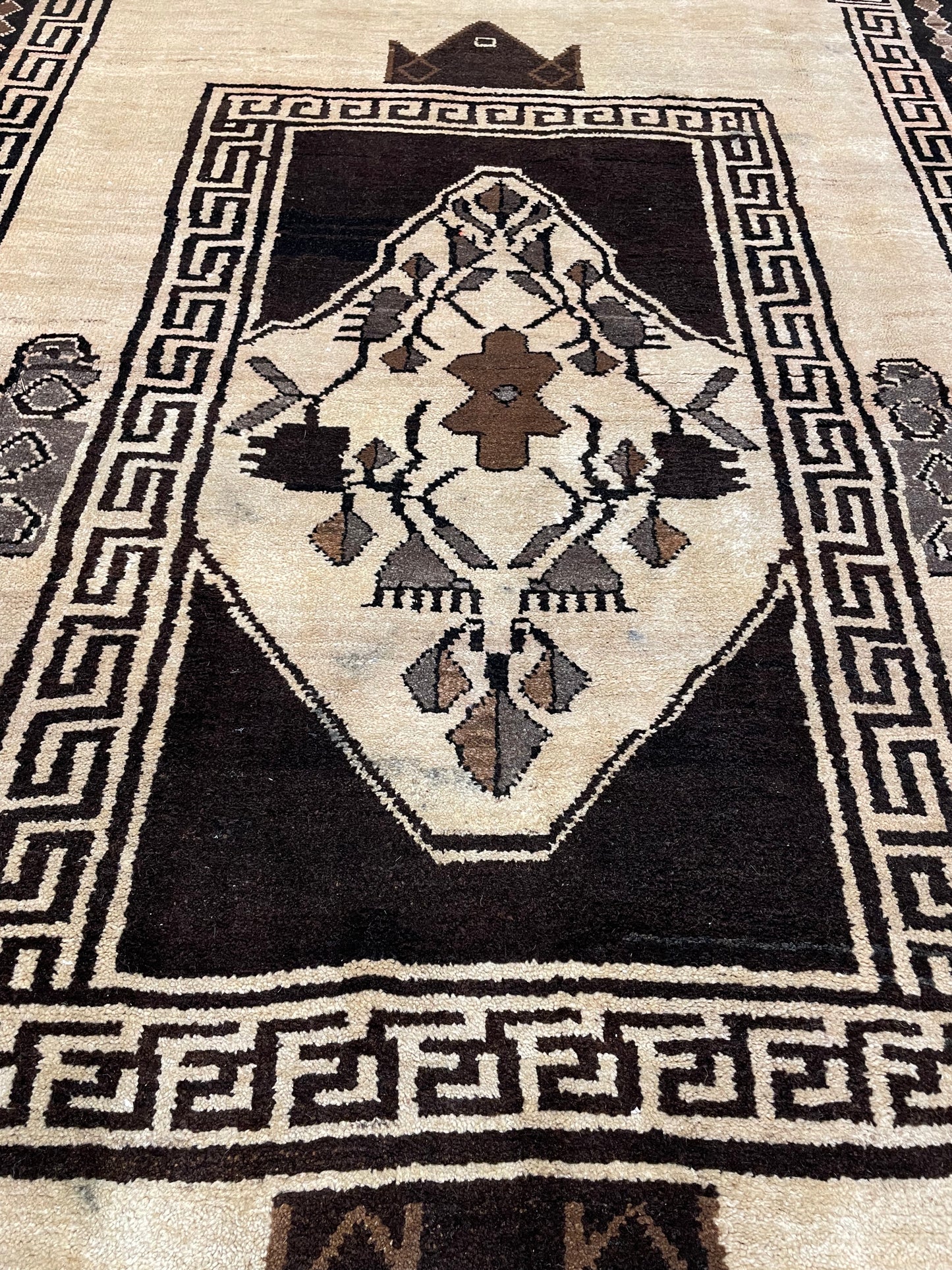 Hand-Knotted Wool Area Rug Turkish Oushak 7'3" x 10'3"