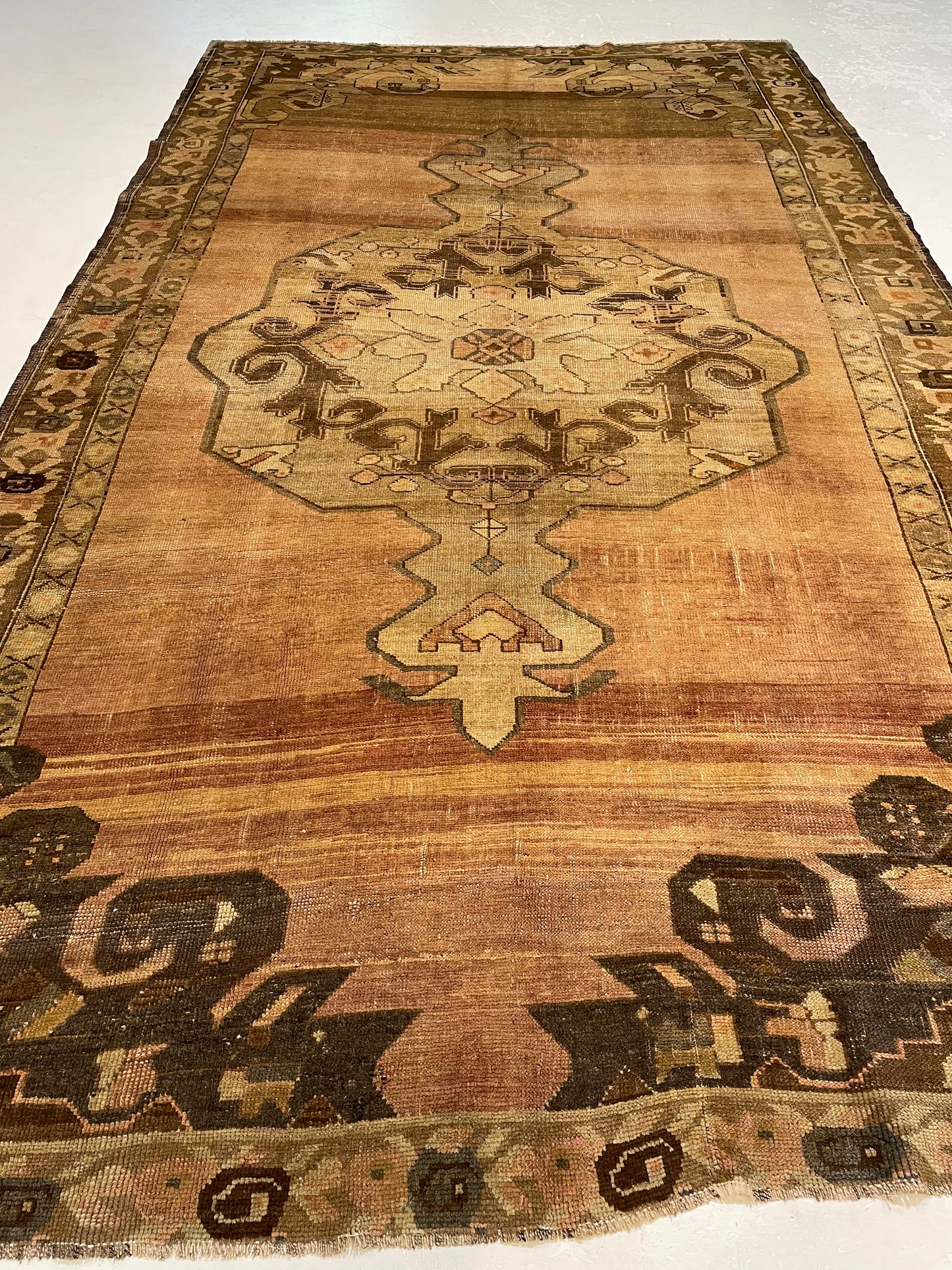 Hand-Knotted Wool Area Rug Turkish Oushak 6'2" x 10'3"