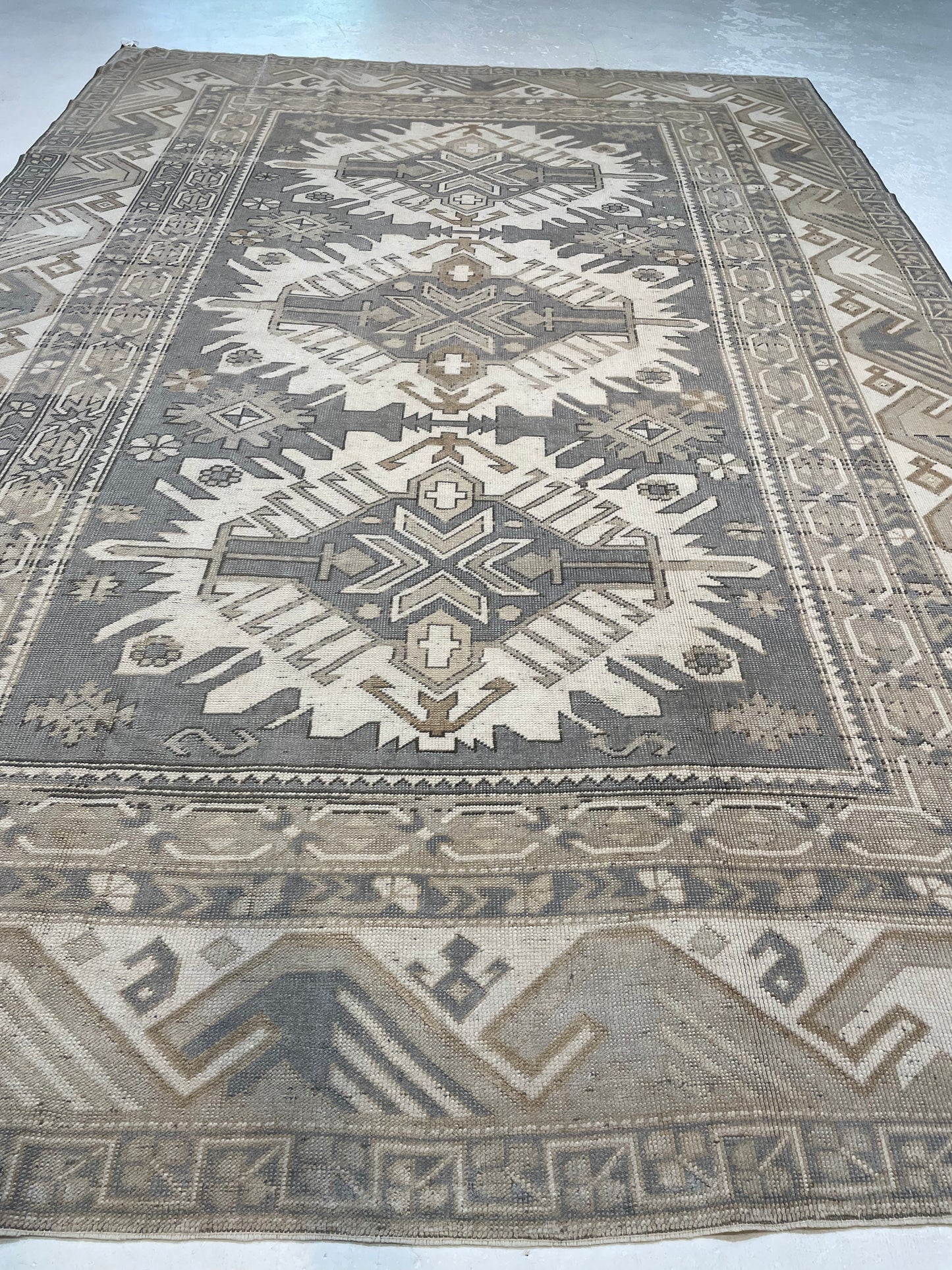 Hand-Knotted Wool Area Rug Turkish Oushak 7'5" x 11'