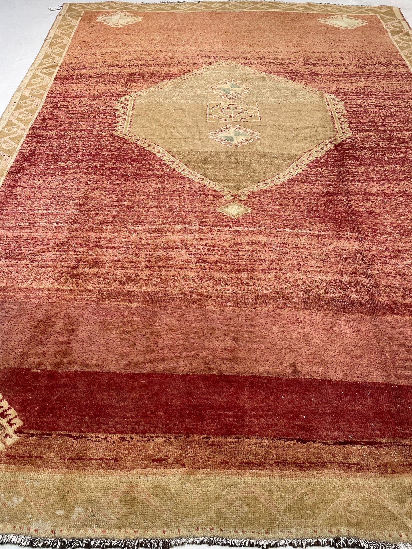 Hand-Knotted Wool Rug Turkish Oushak 7'5" x 10'2"