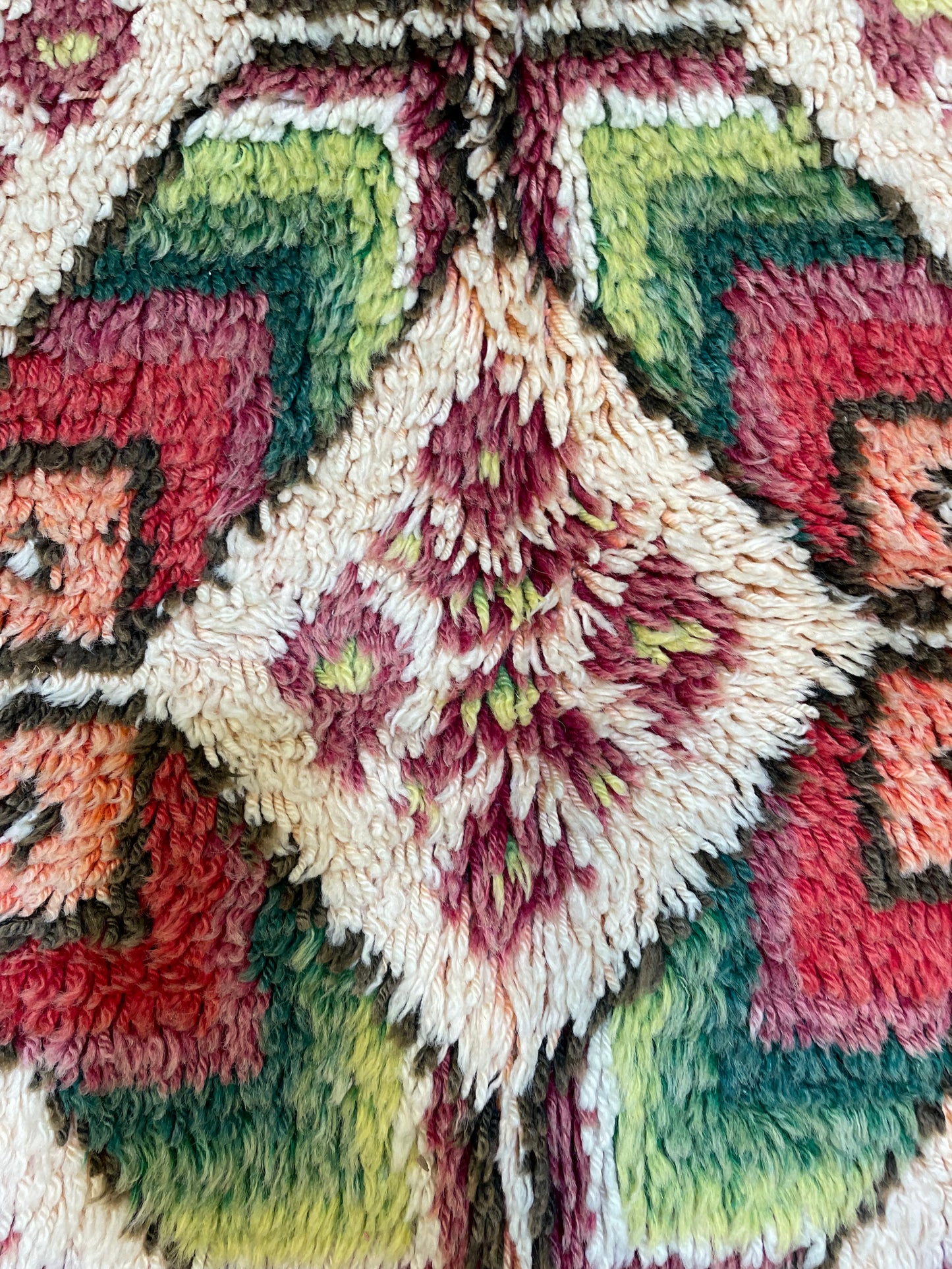 Hand-Knotted Wool Rug Turkish Oushak 4'10" x 6'7"