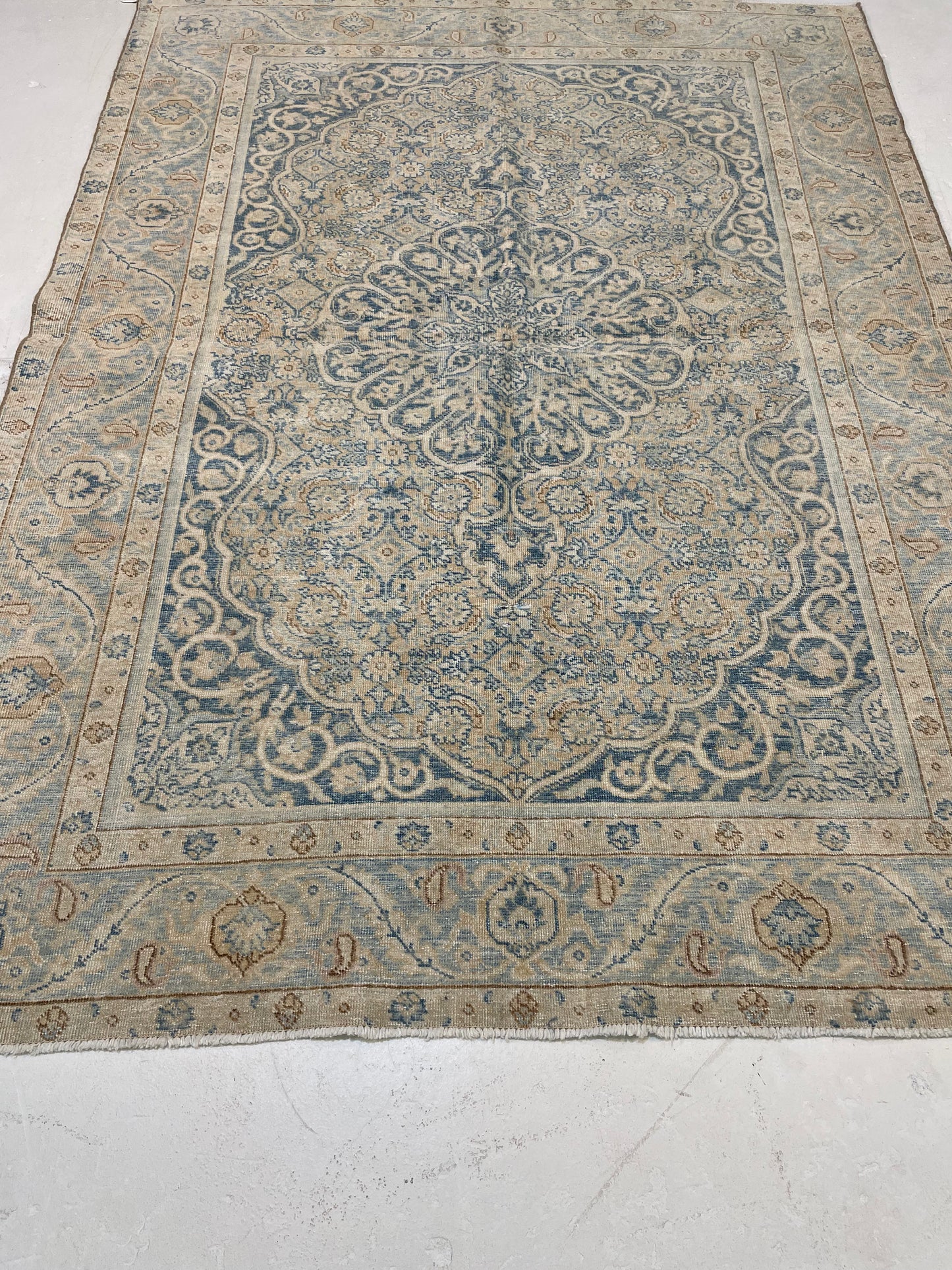 Hand-Knotted Wool Rug Turkish Oushak 4'6" x 6'1"