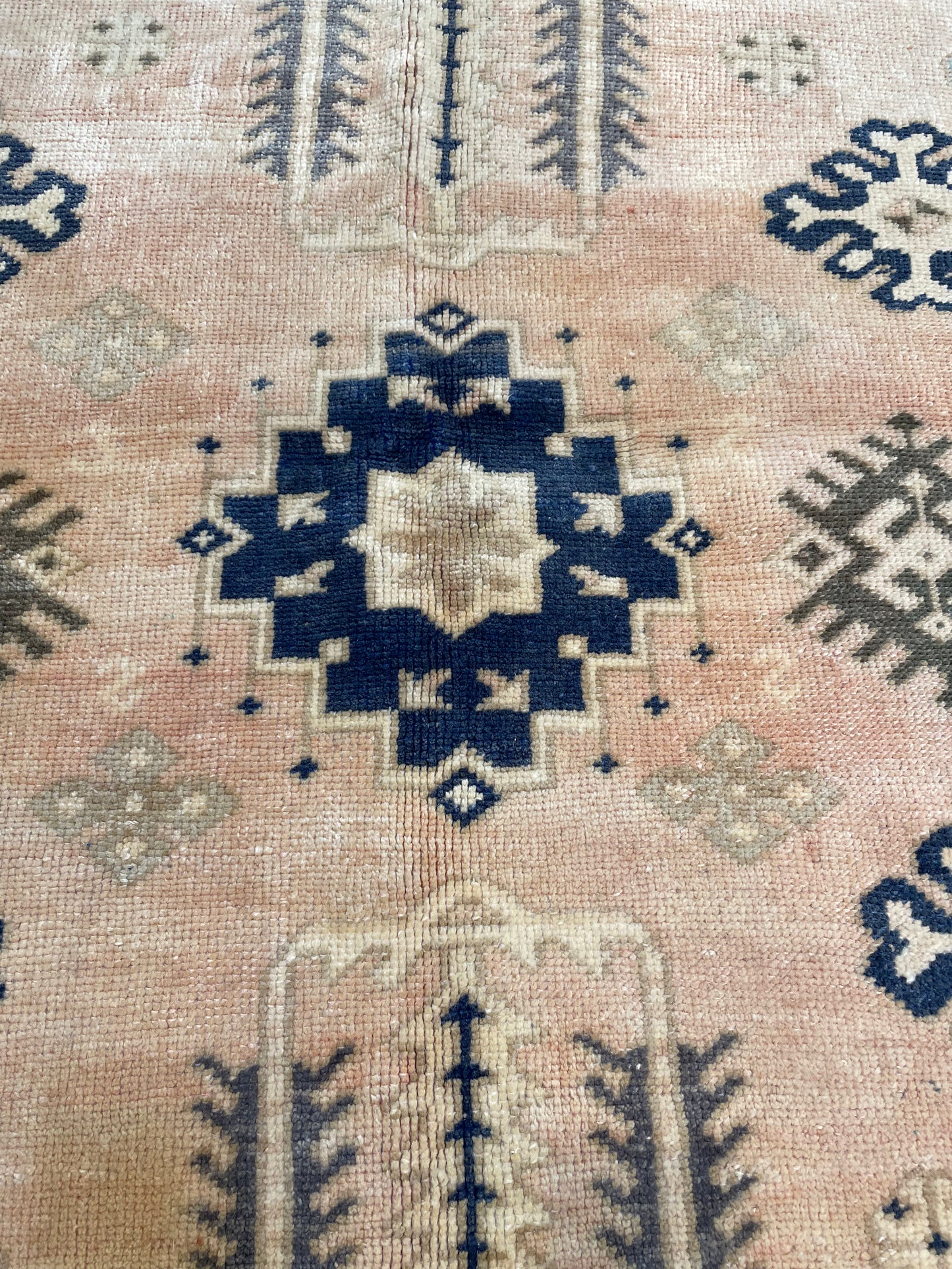 Hand-Knotted Wool Rug Turkish Oushak 4'5" x 6'10"