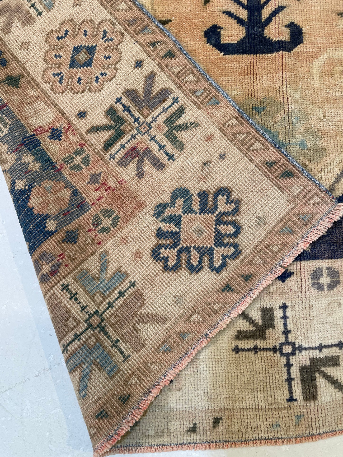 Hand-Knotted Wool Rug Turkish Oushak 4'5" x 6'10"
