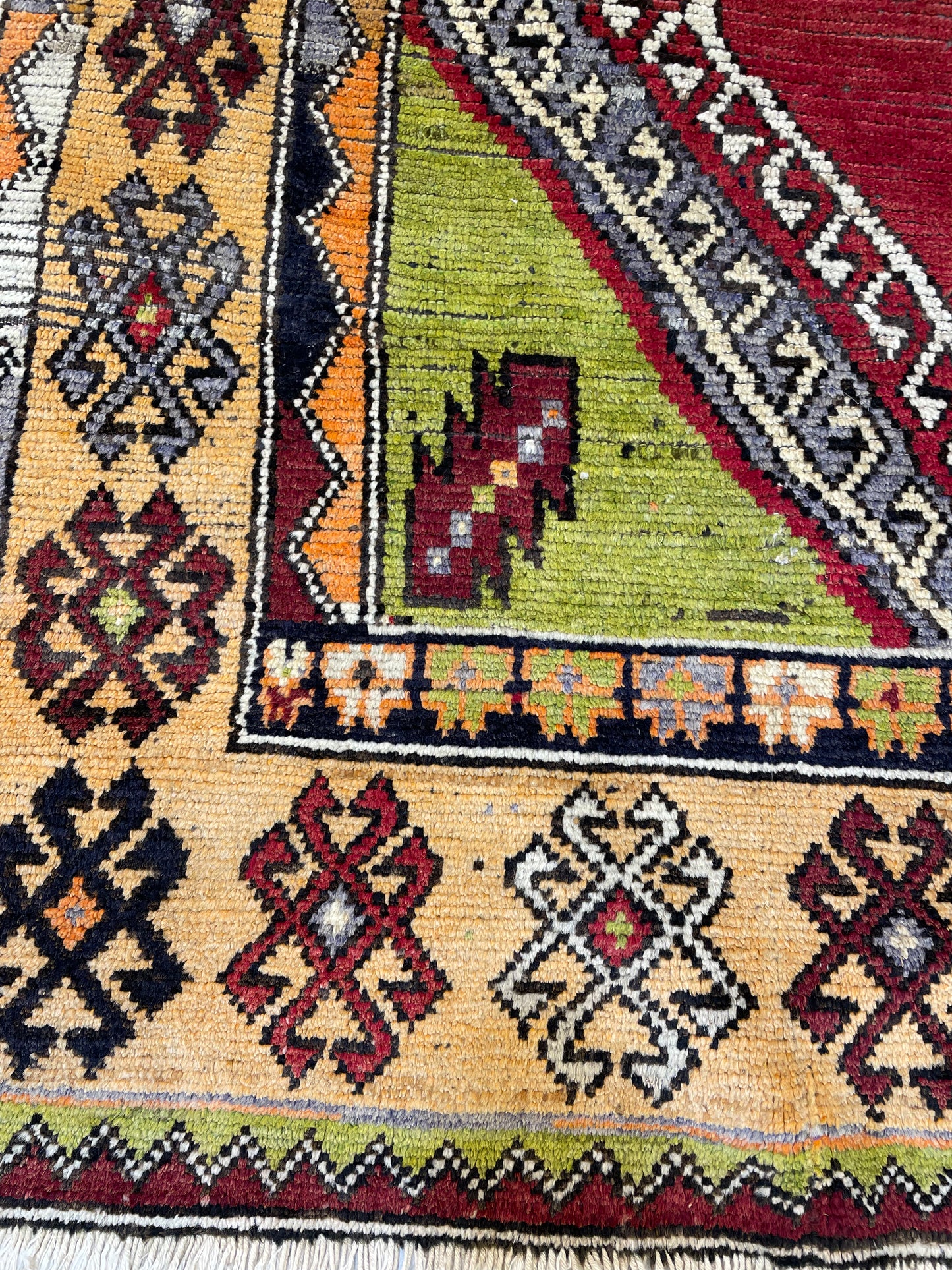 Hand-Knotted Wool Rug Turkish Oushak 5' x 7'6"