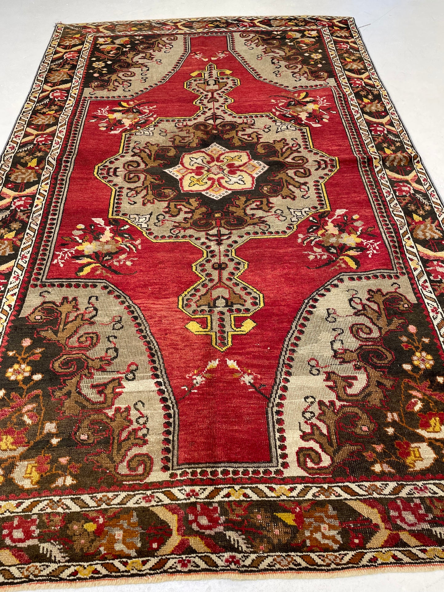 Hand-Knotted Wool Rug Turkish Oushak 4'7" x 7'6"