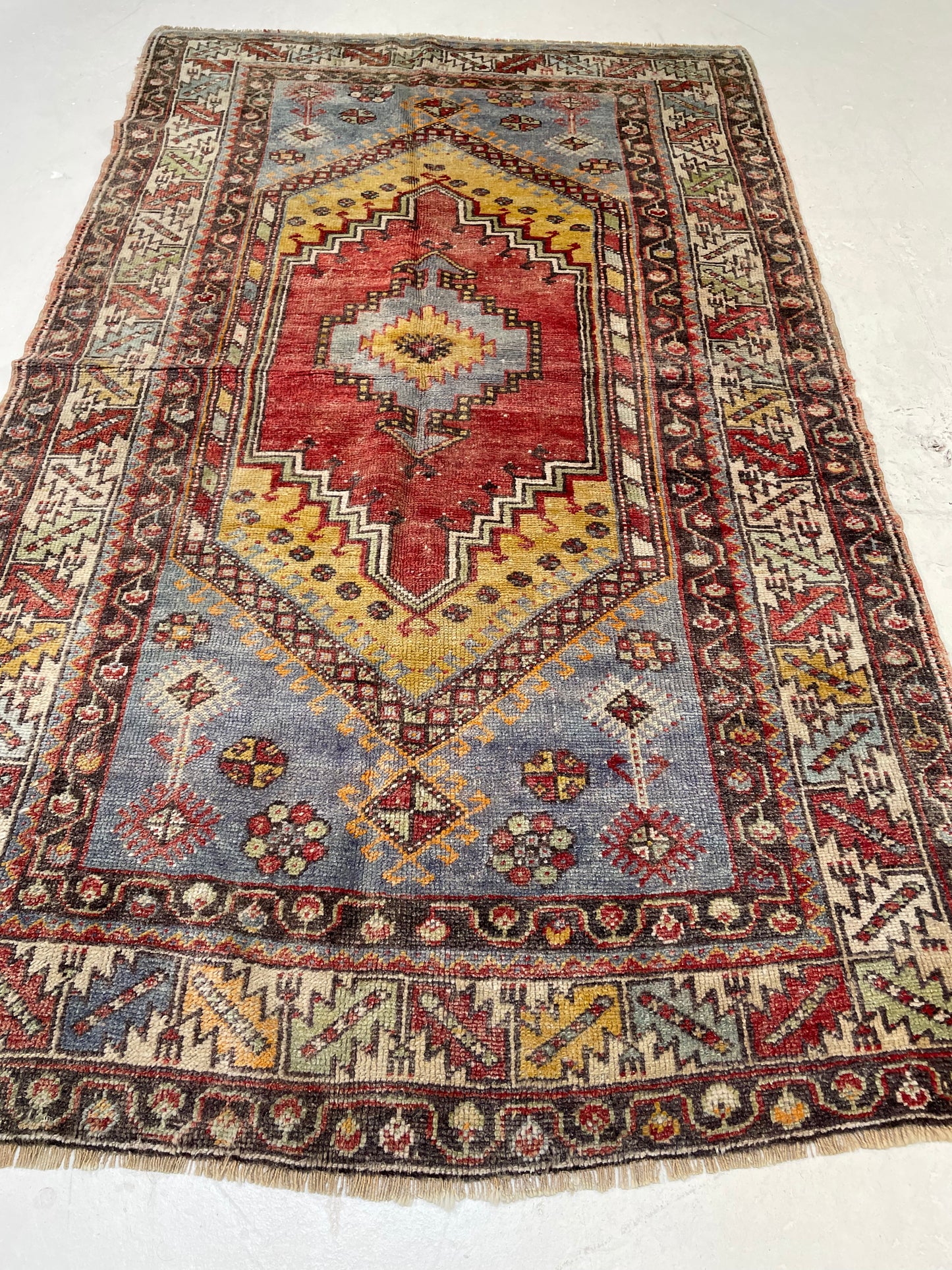 Hand-Knotted Wool Rug Turkish Oushak 3'7" x 5'9"