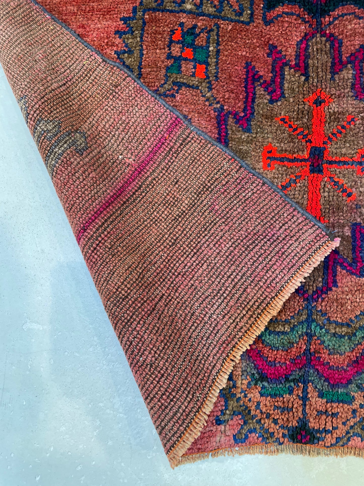 Hand-Knotted Wool Rug Turkish Oushak 3'10" x 5'5"