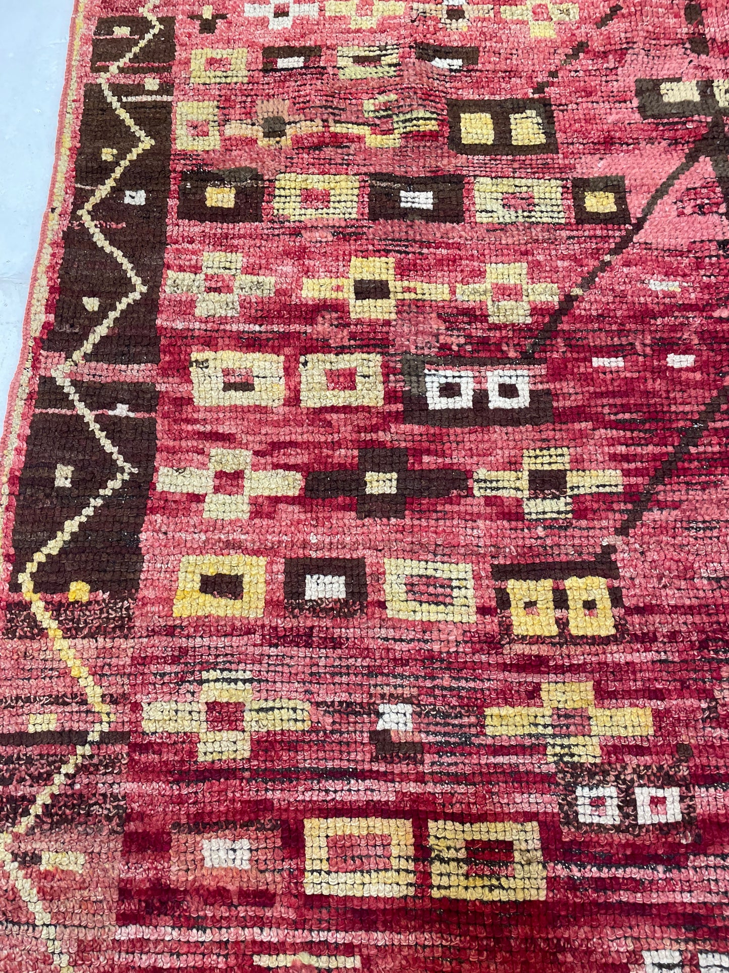 Hand-Knotted Wool Rug Turkish Oushak 5' x 6'