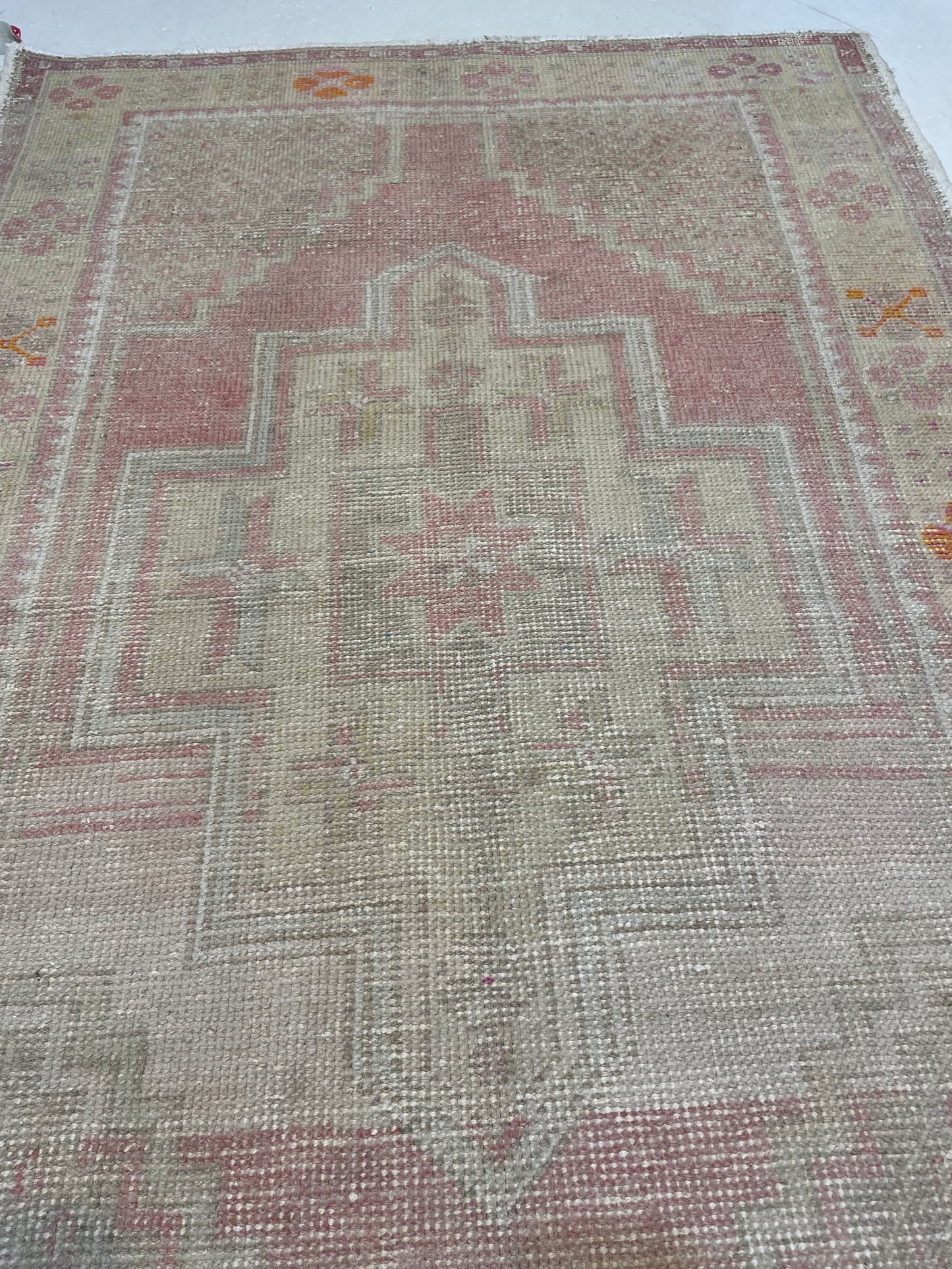 Hand-Knotted Wool Rug Turkish Oushak 3'6" x 5'9"