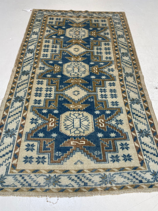 Hand-Knotted Wool Rug Turkish Oushak 3'4" x 5'10"
